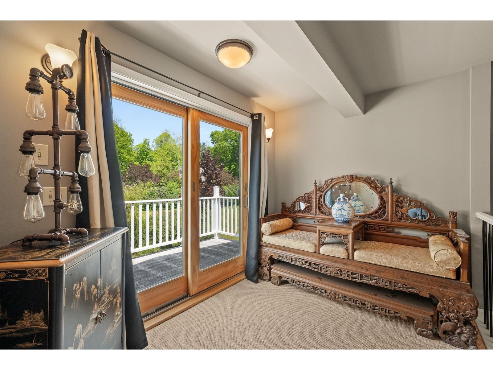 79 Apple Blossom Road