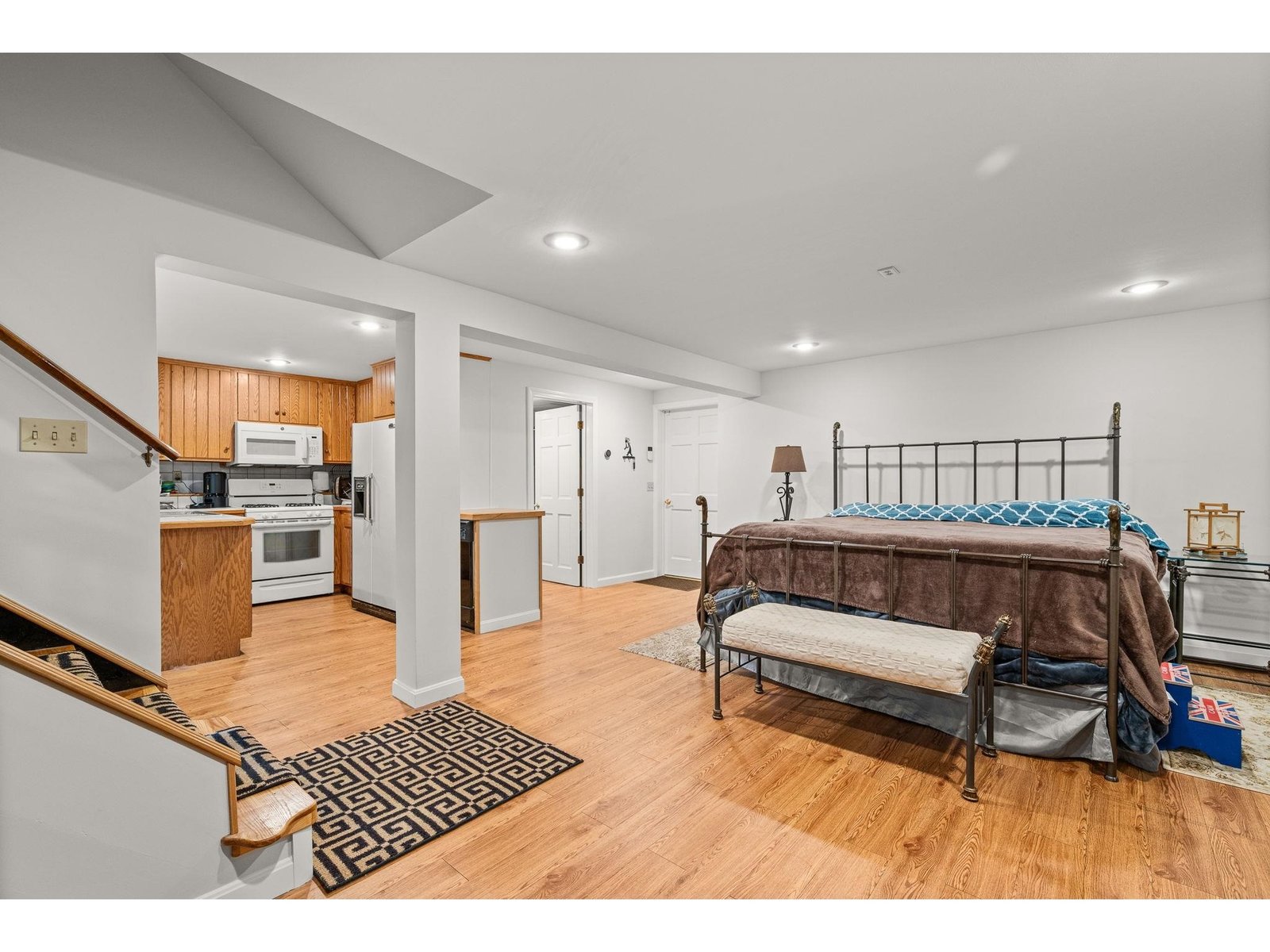 79 Apple Blossom Road