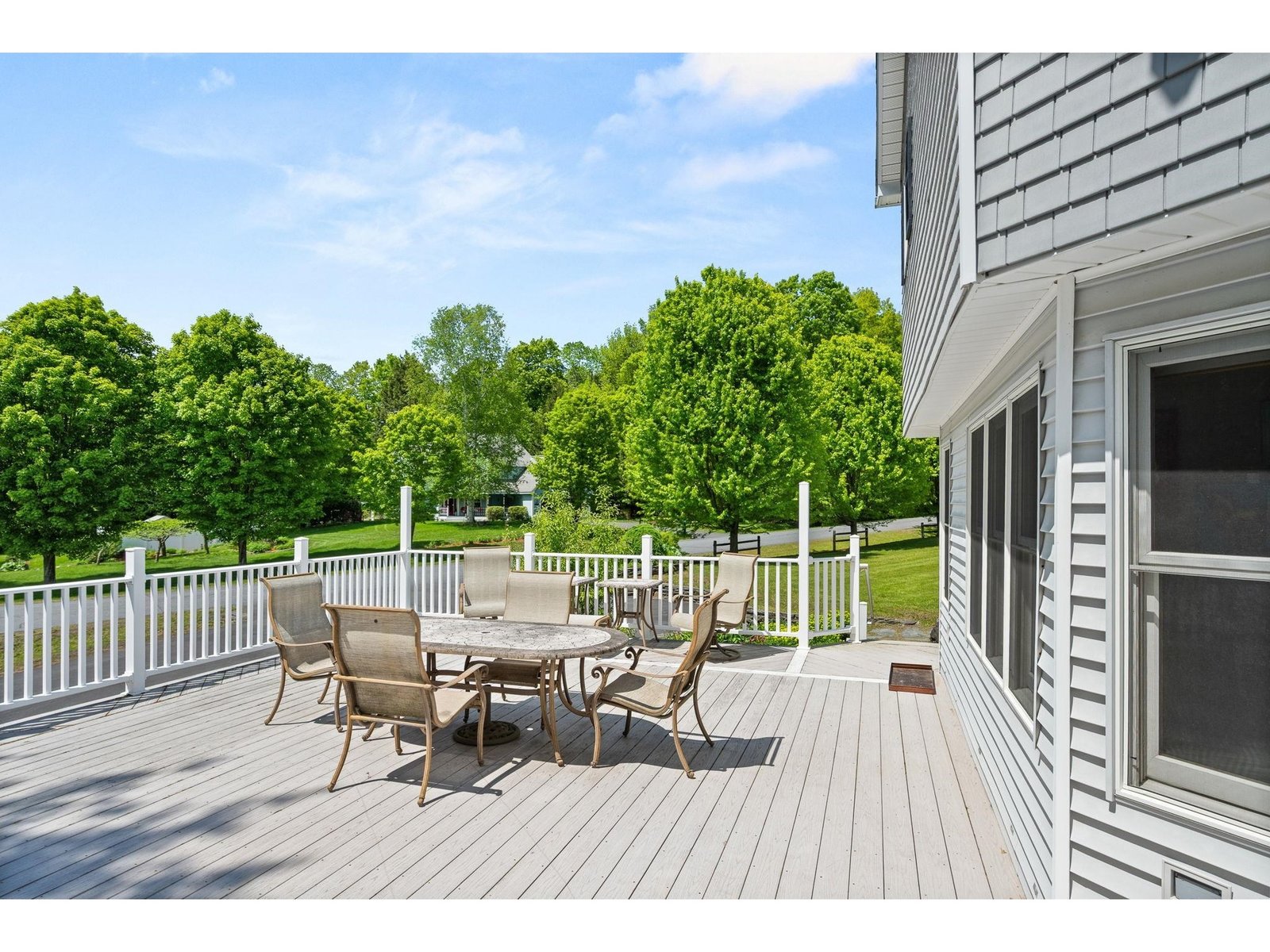 79 Apple Blossom Road