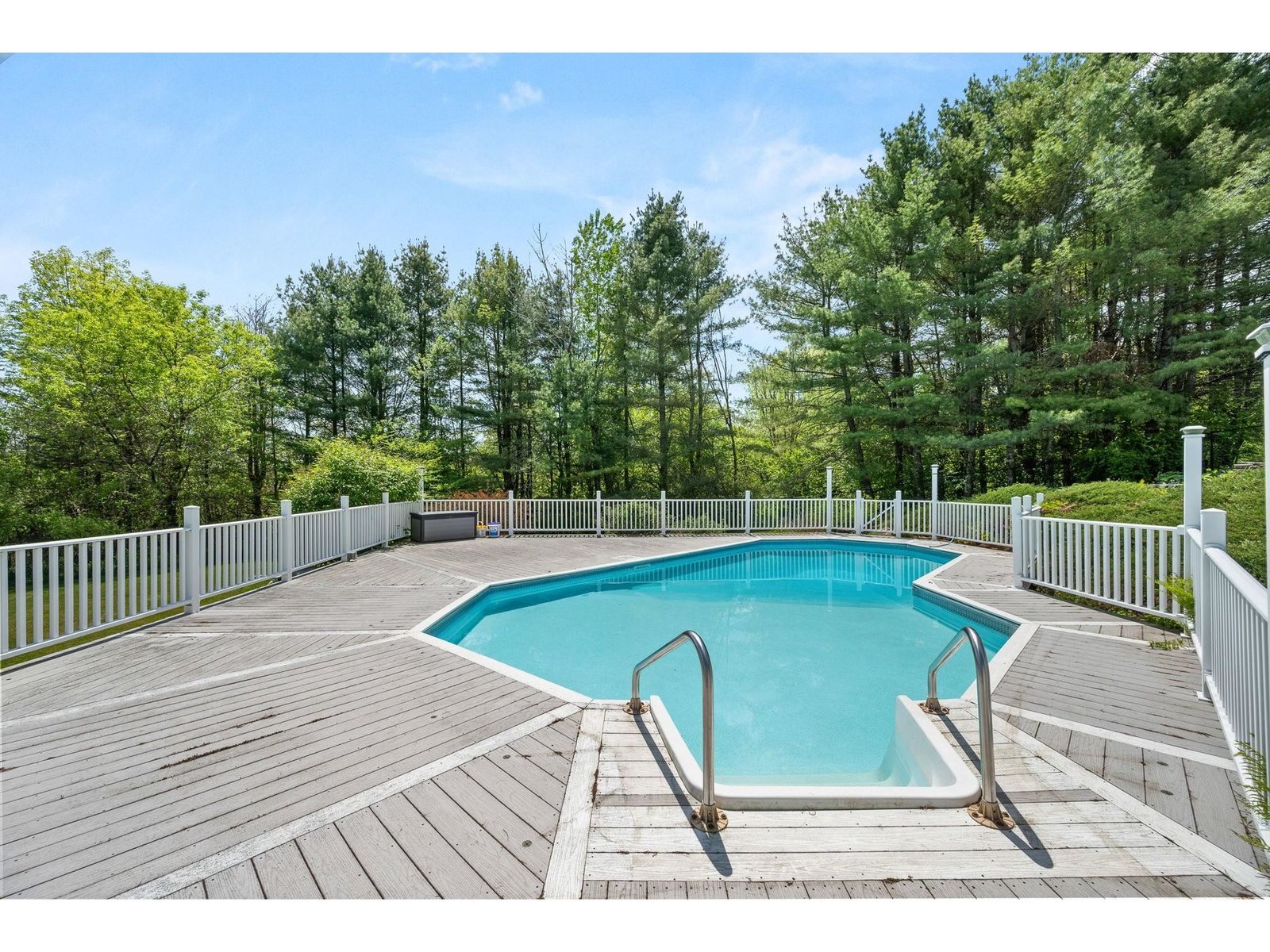 79 Apple Blossom Road