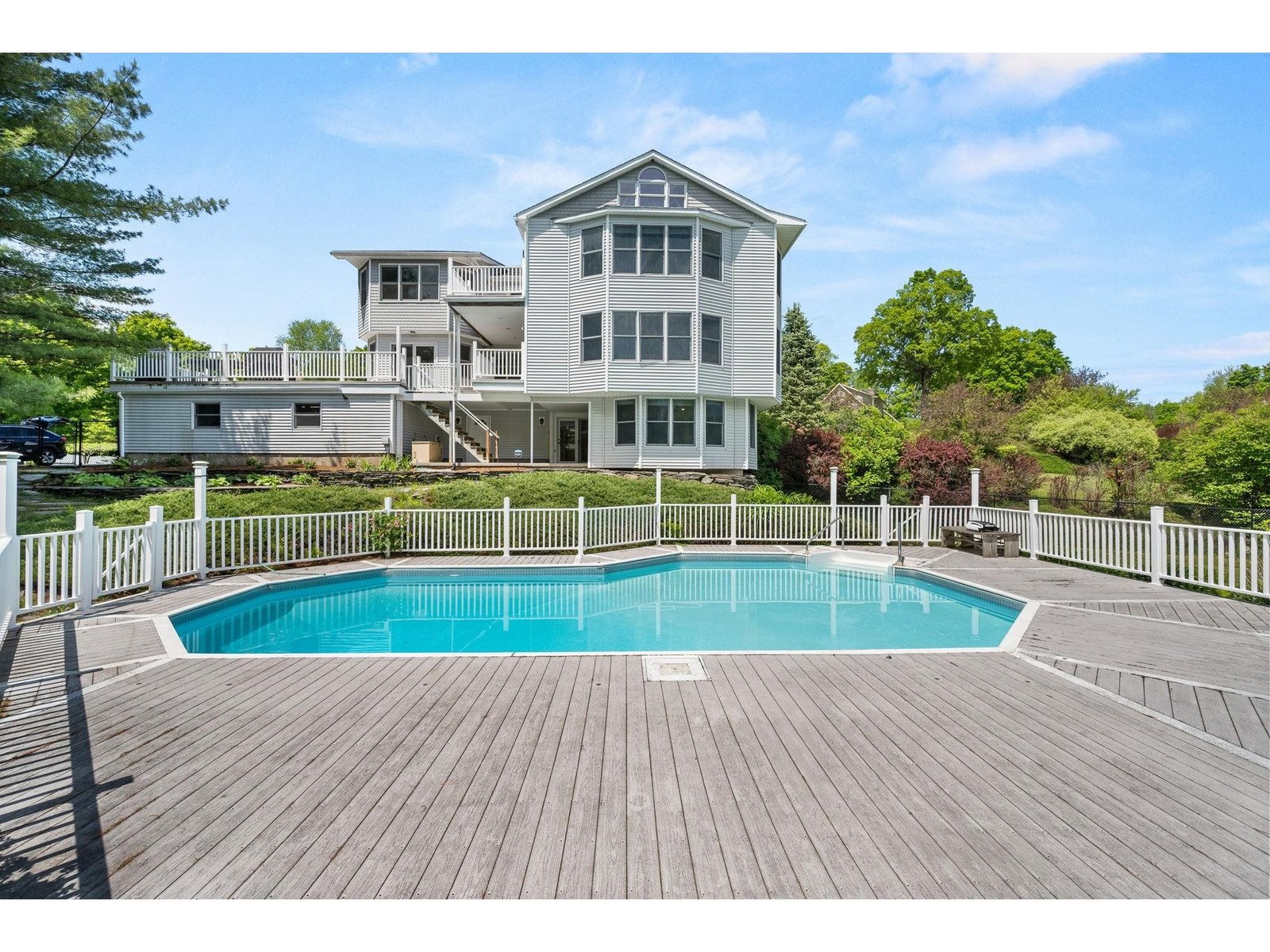 79 Apple Blossom Road