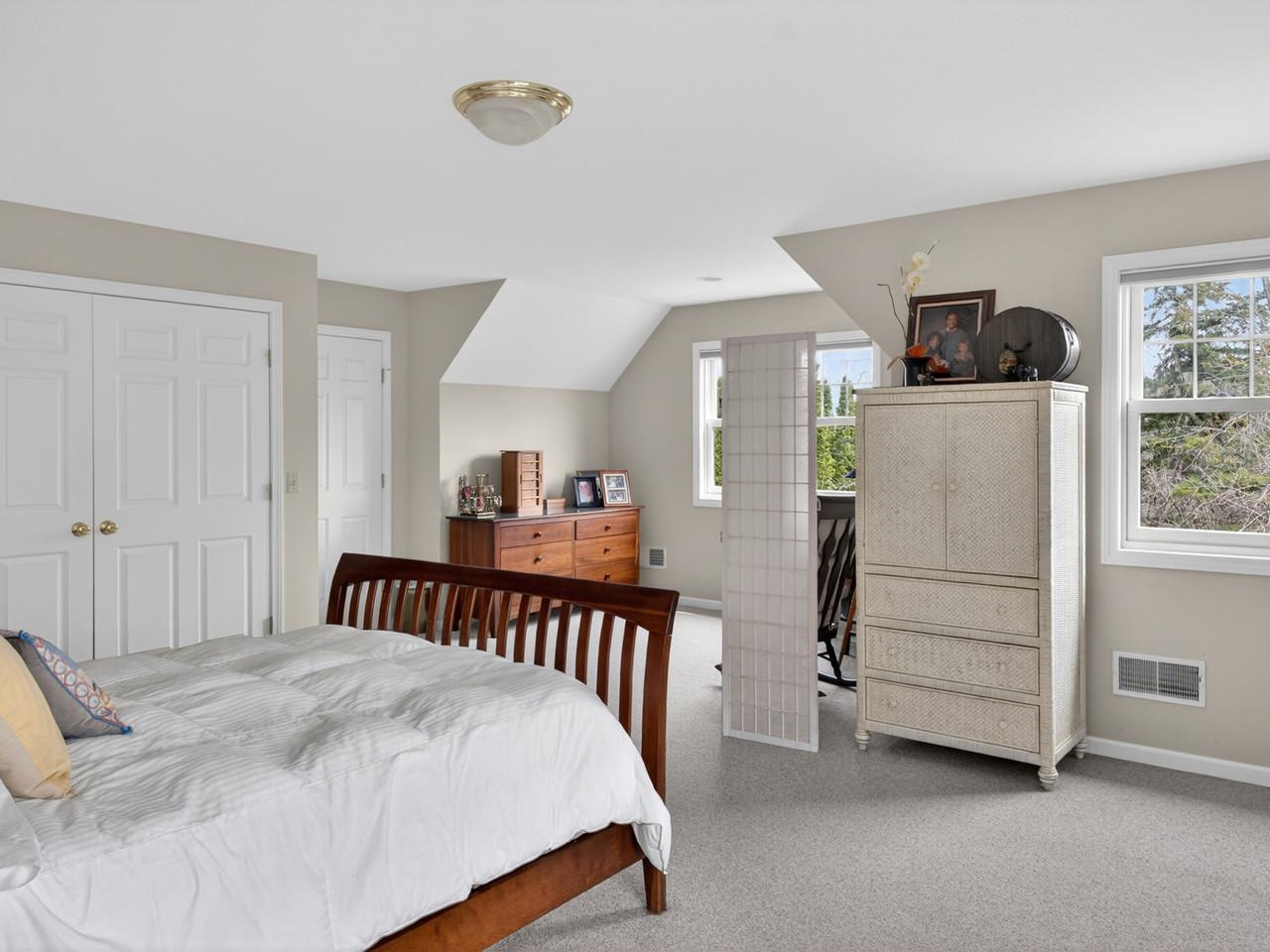 79 Featherbed Lane