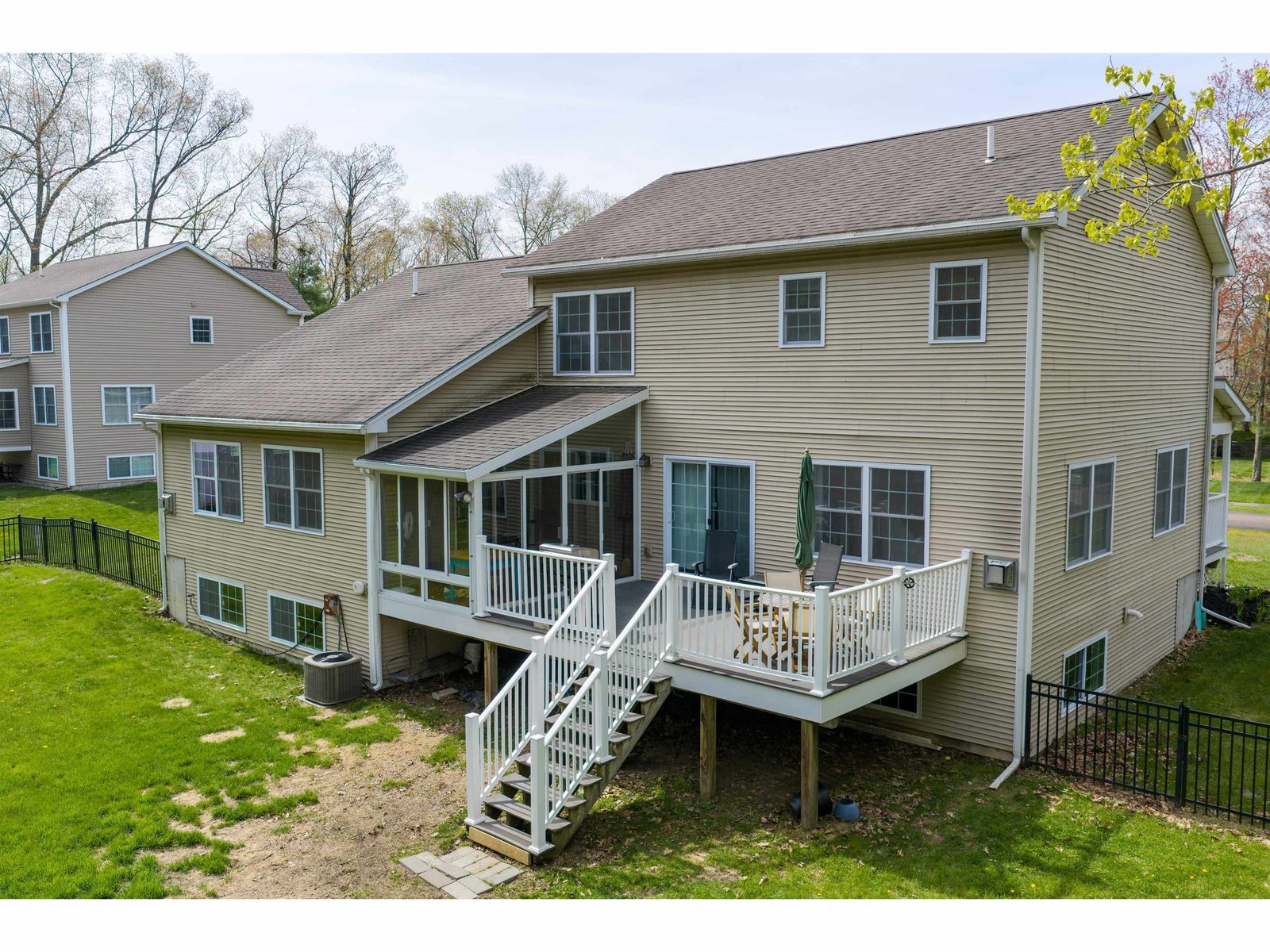 79 Fern Court