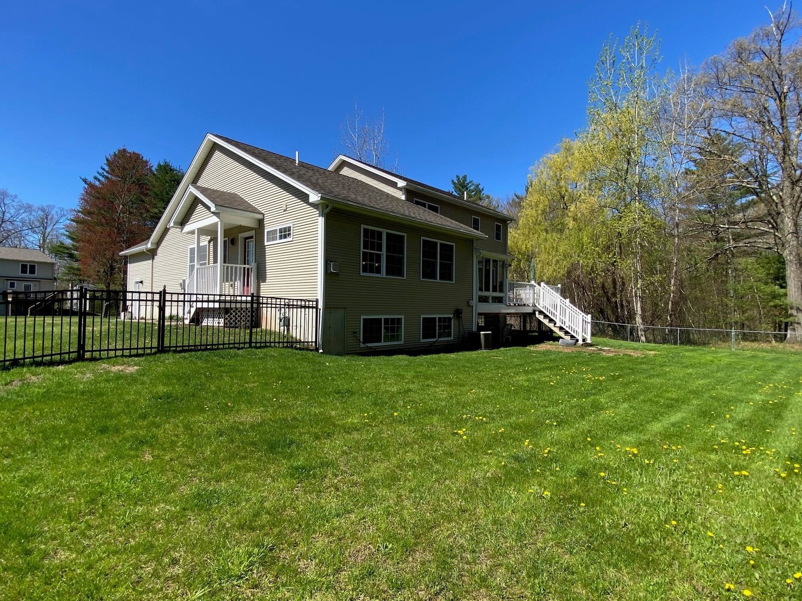 79 Fern Court