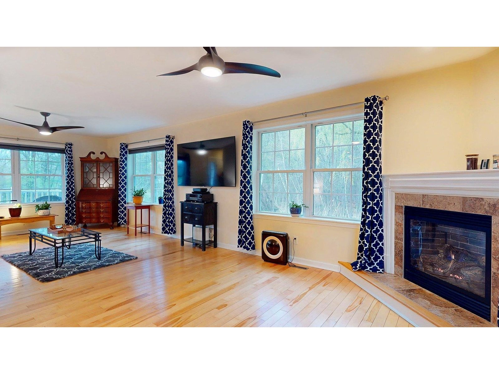 79 Fern Court