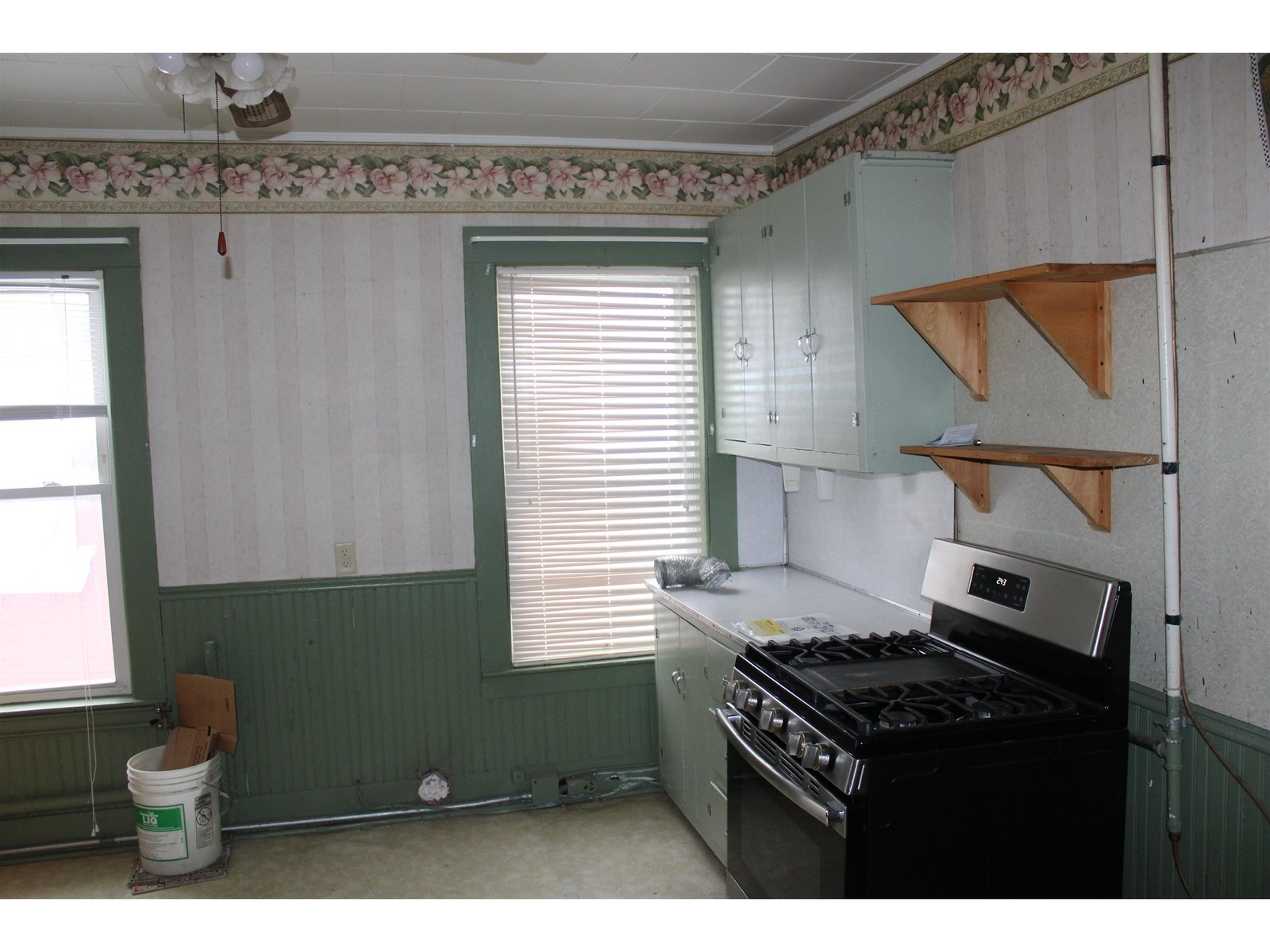 2nd floor kitchen