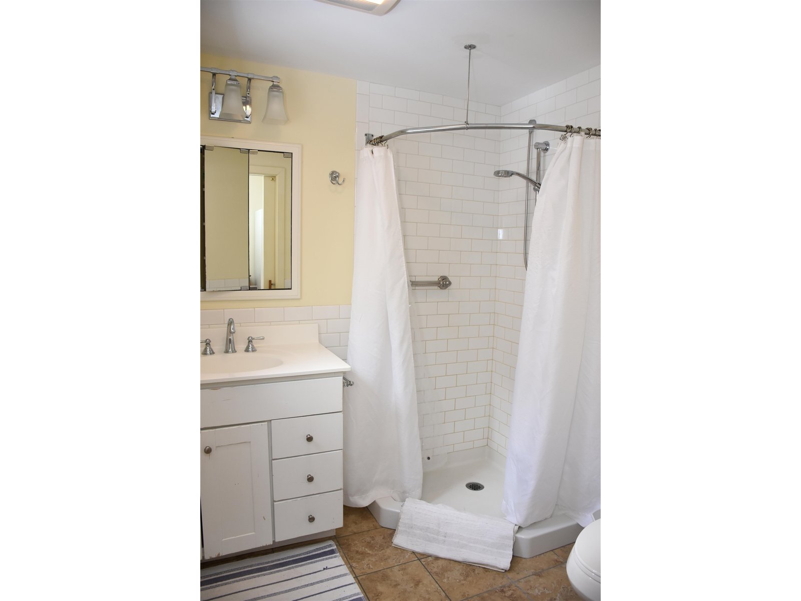 First floor 3/4 bath