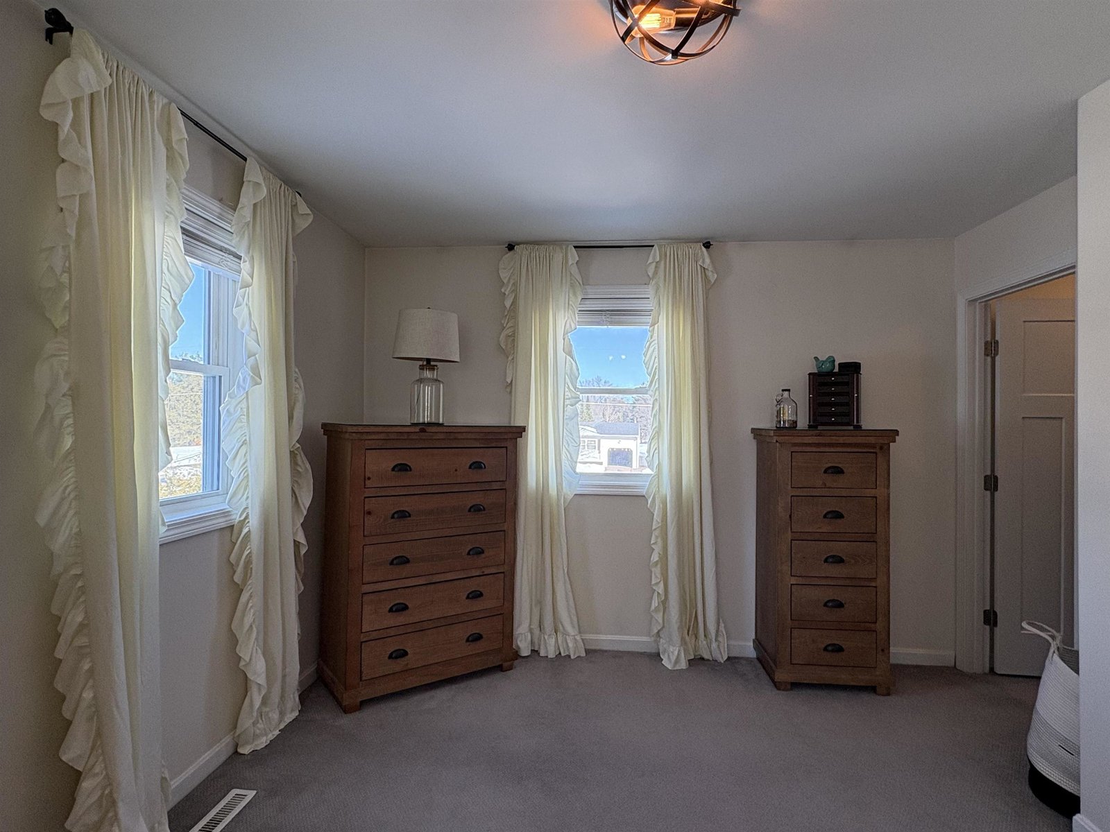 79 Meadow Road
