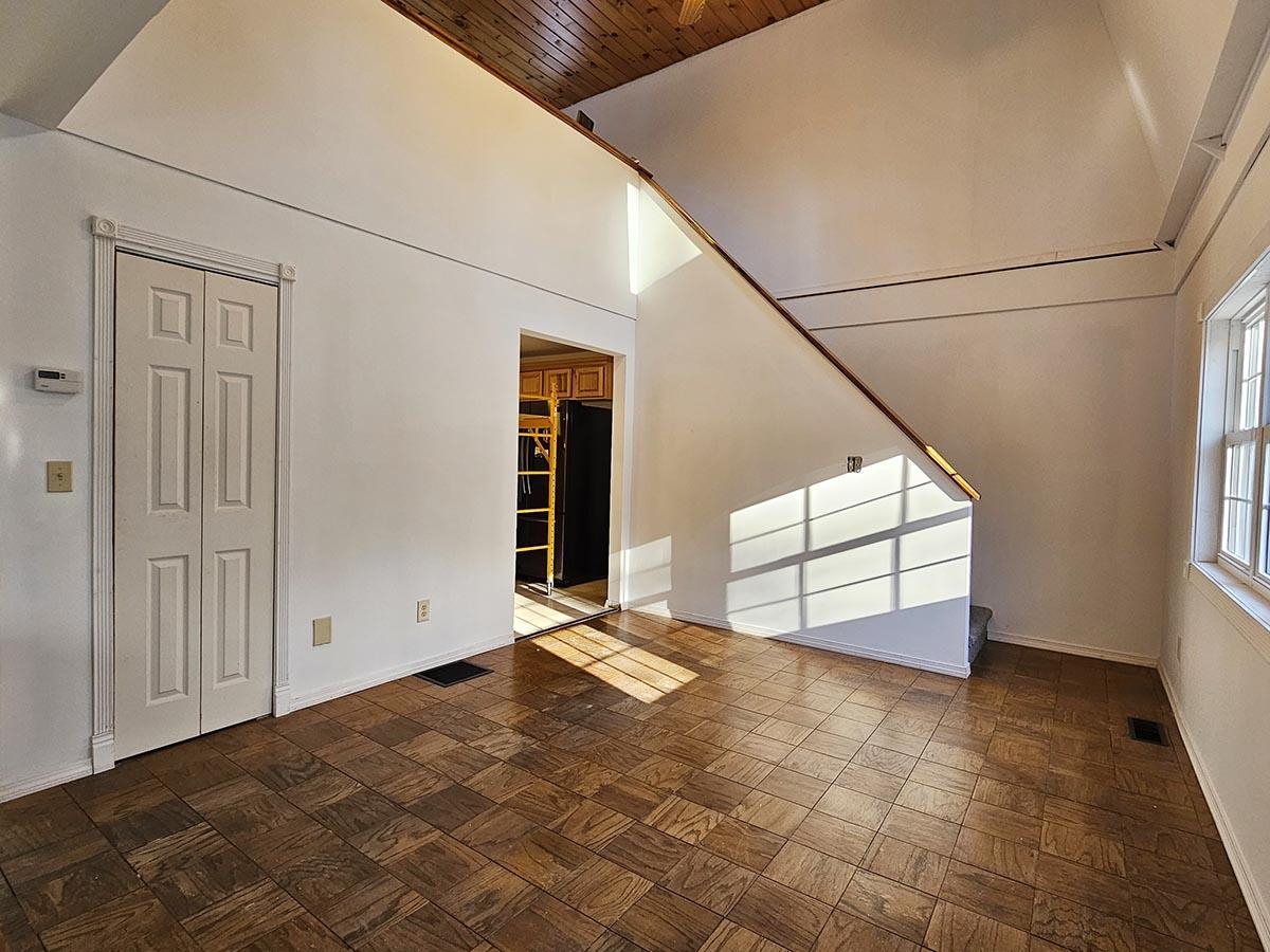 1st Floor Living Room