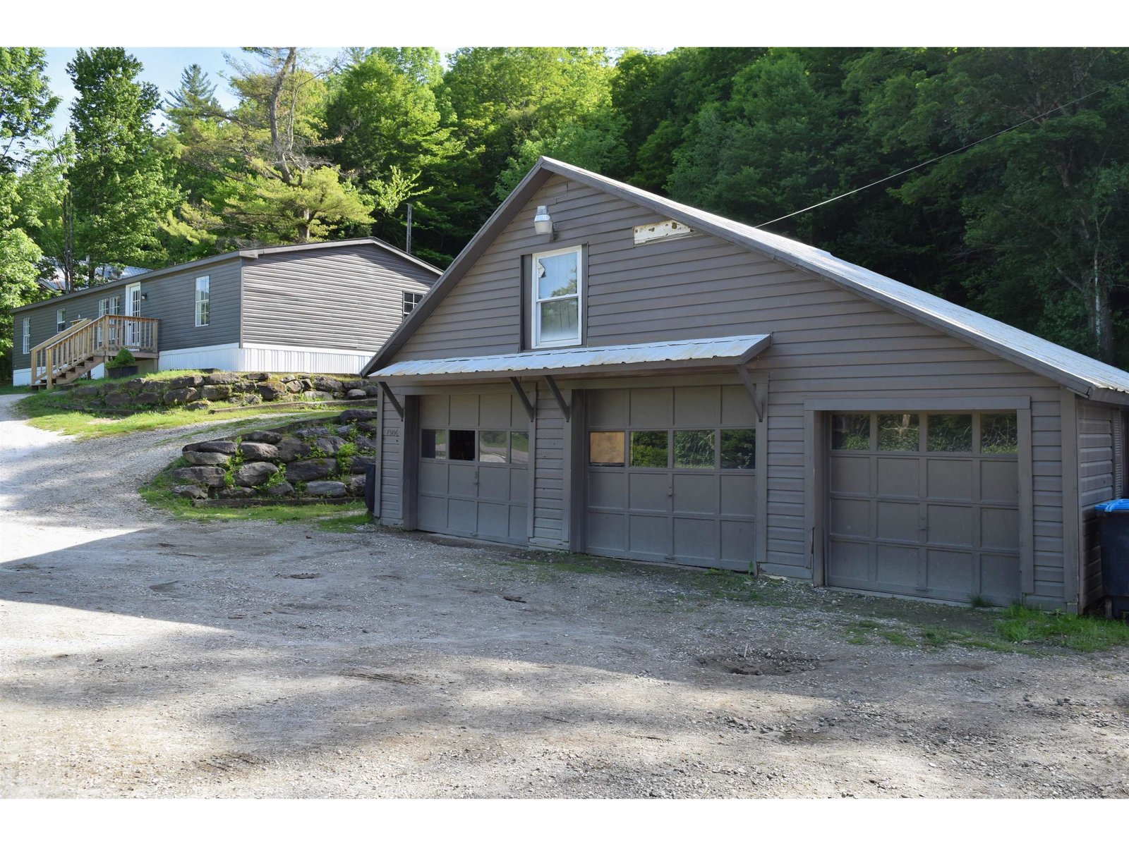 7906 Main Road
