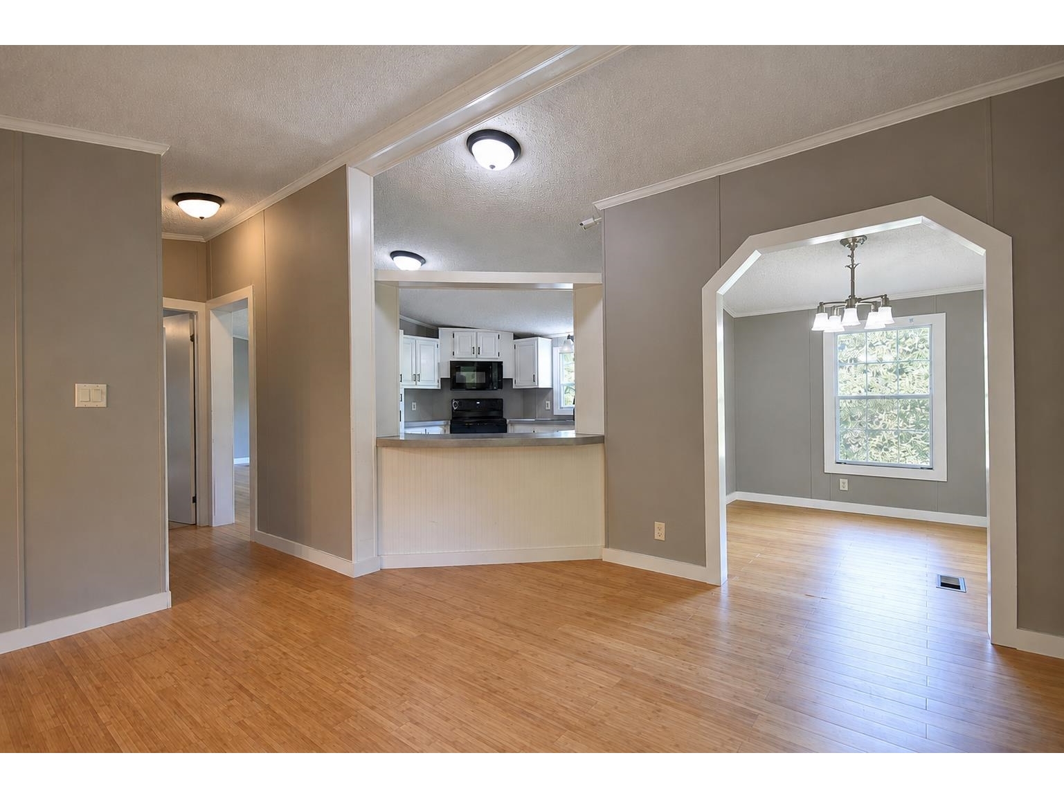 7906 Main Road