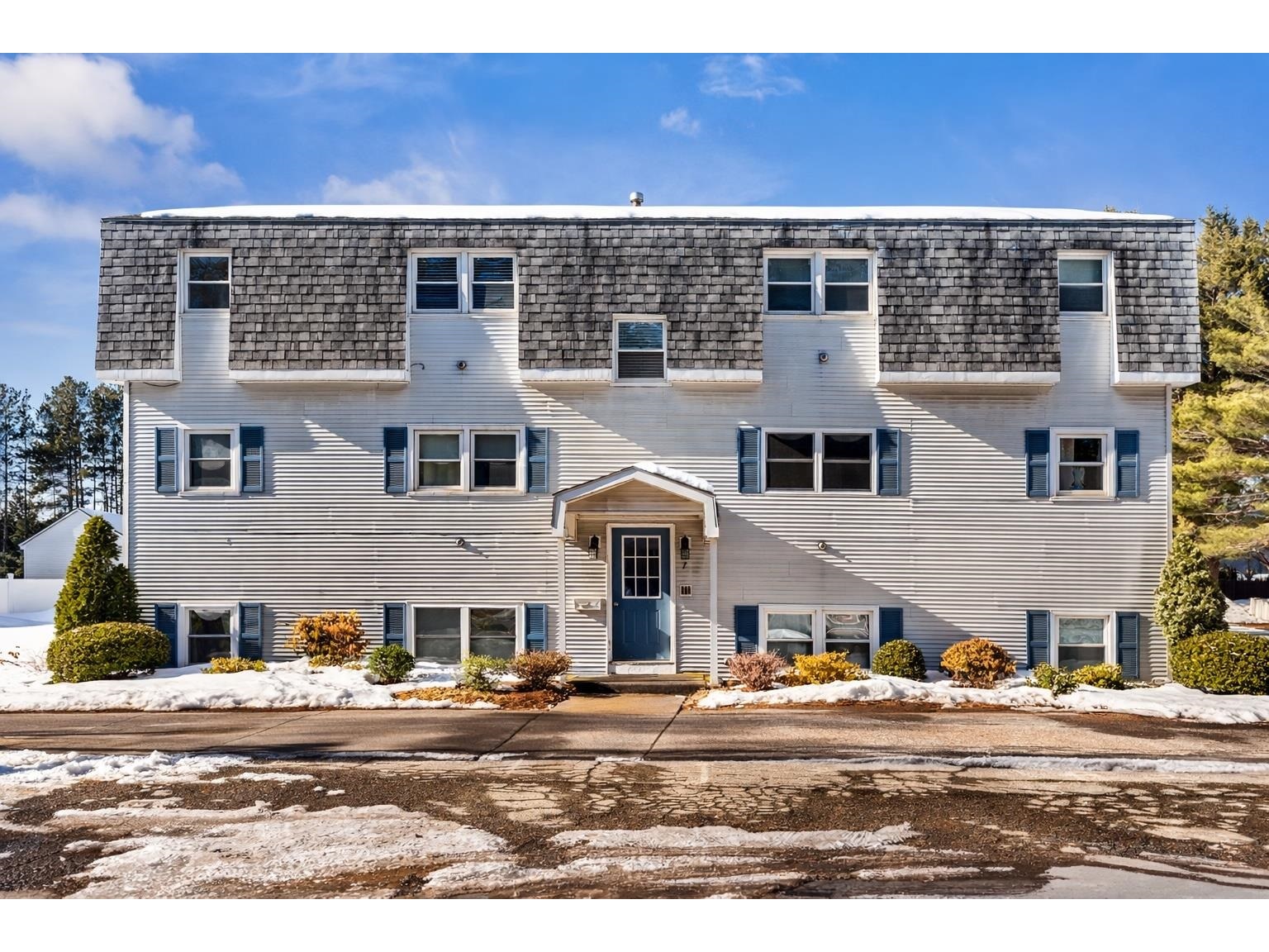7E Blair Road