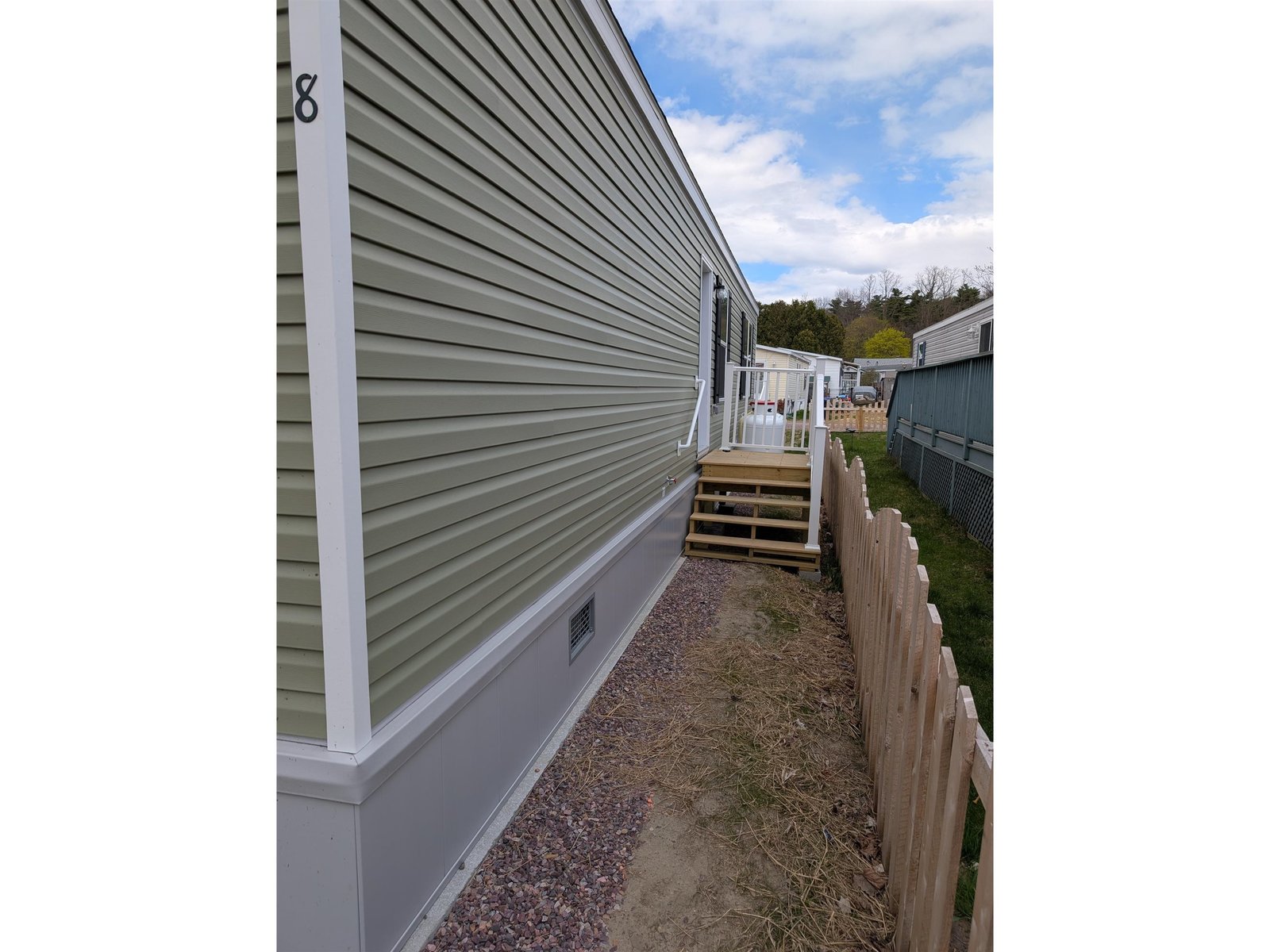 8 Avenue A, Unit 8 Ave A
