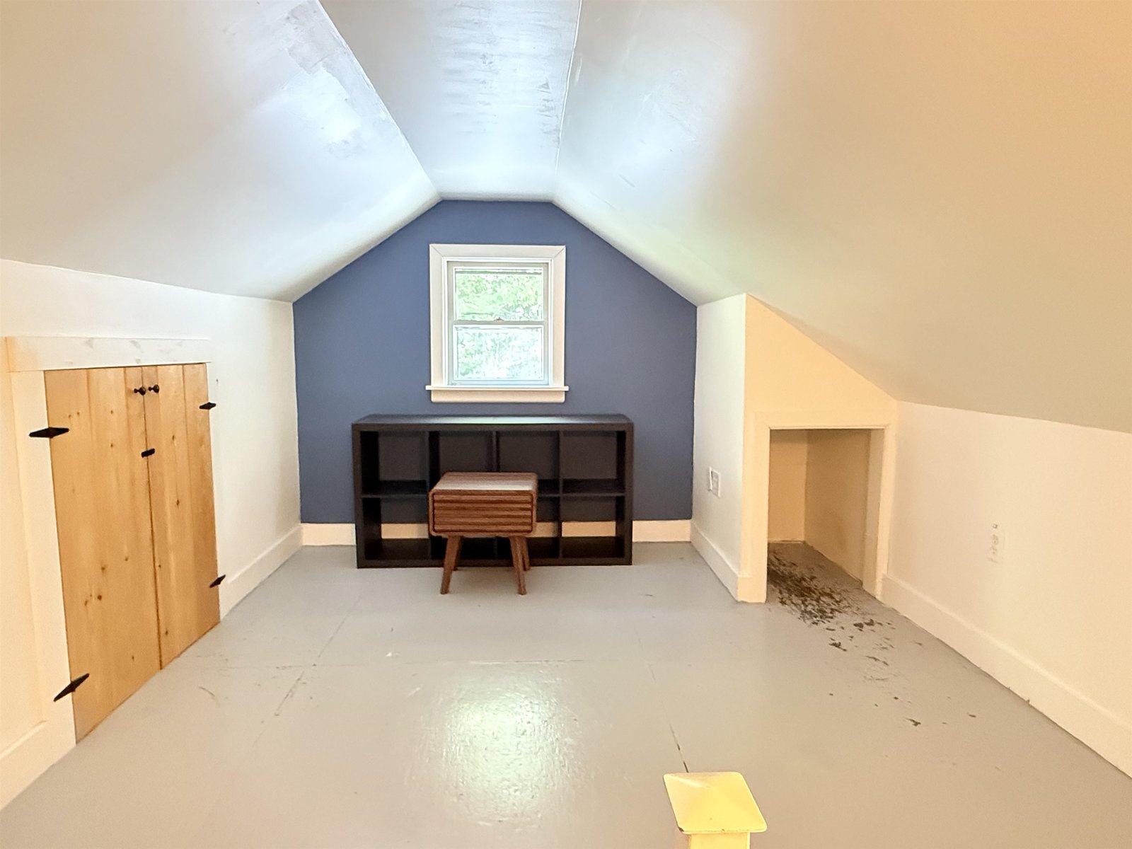 8 Beech Tree Lane