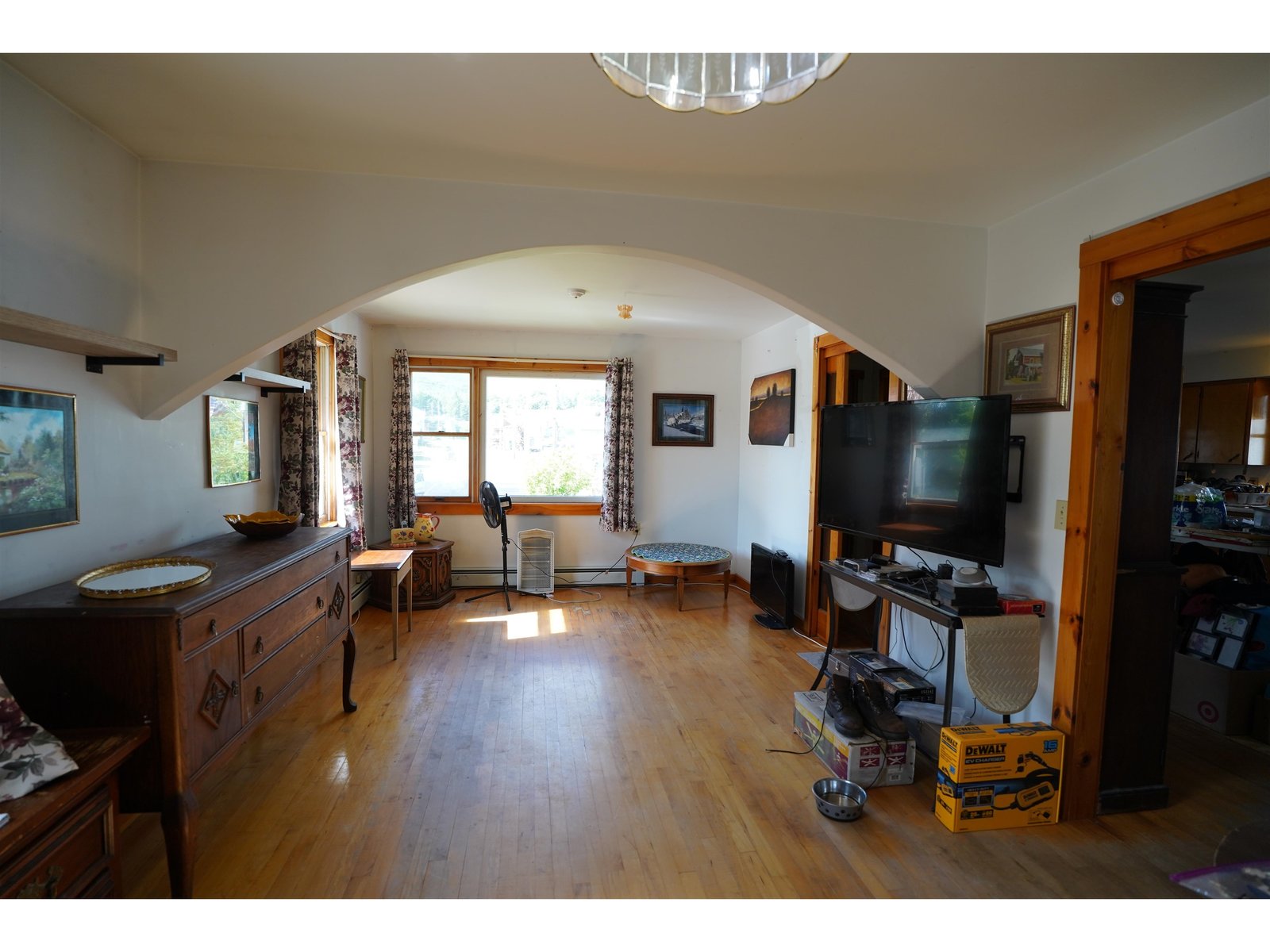 LivingRoomUnit1
