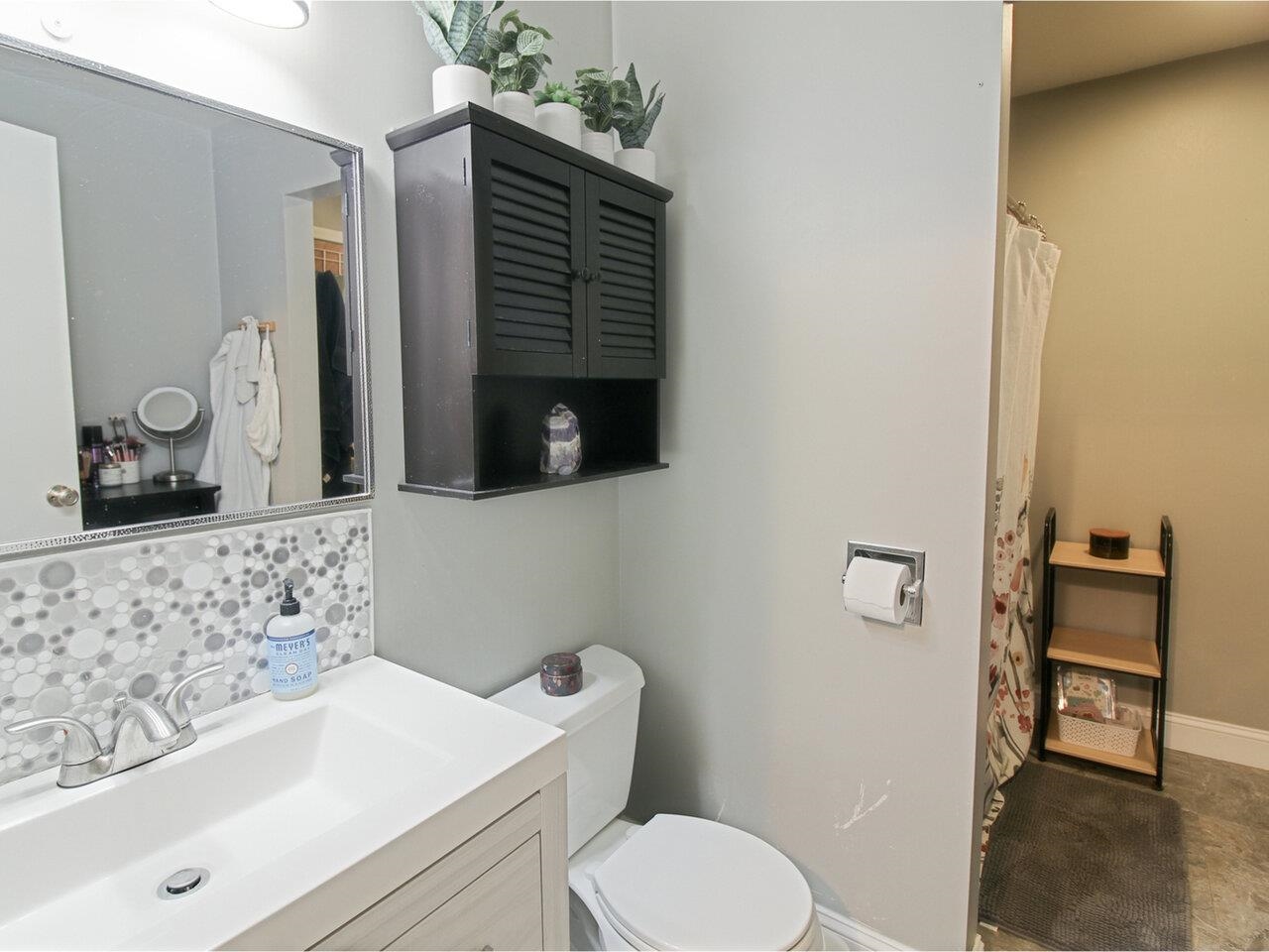 With Upgraded Vanity