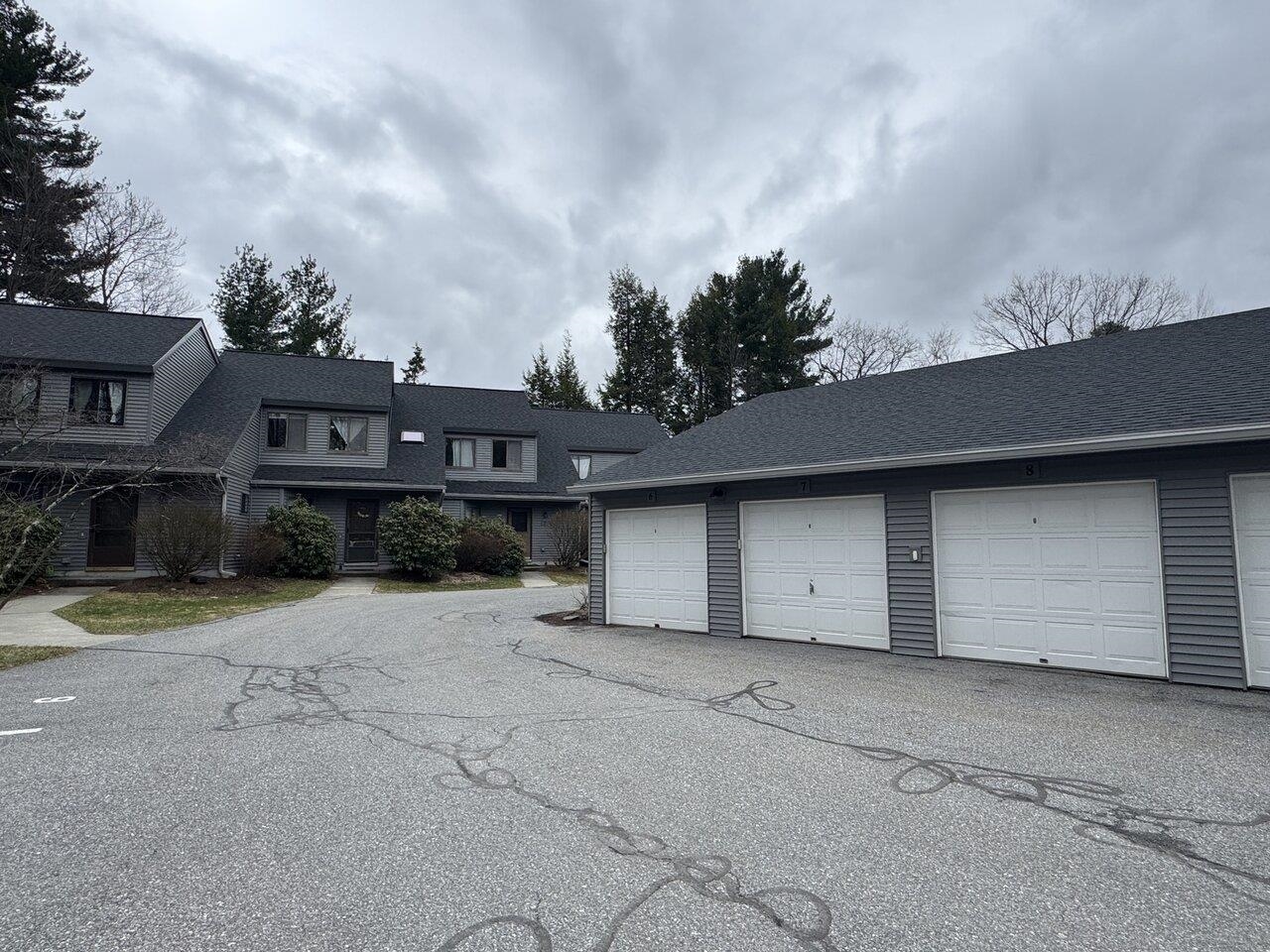 Garage Plus Parking Lot Space