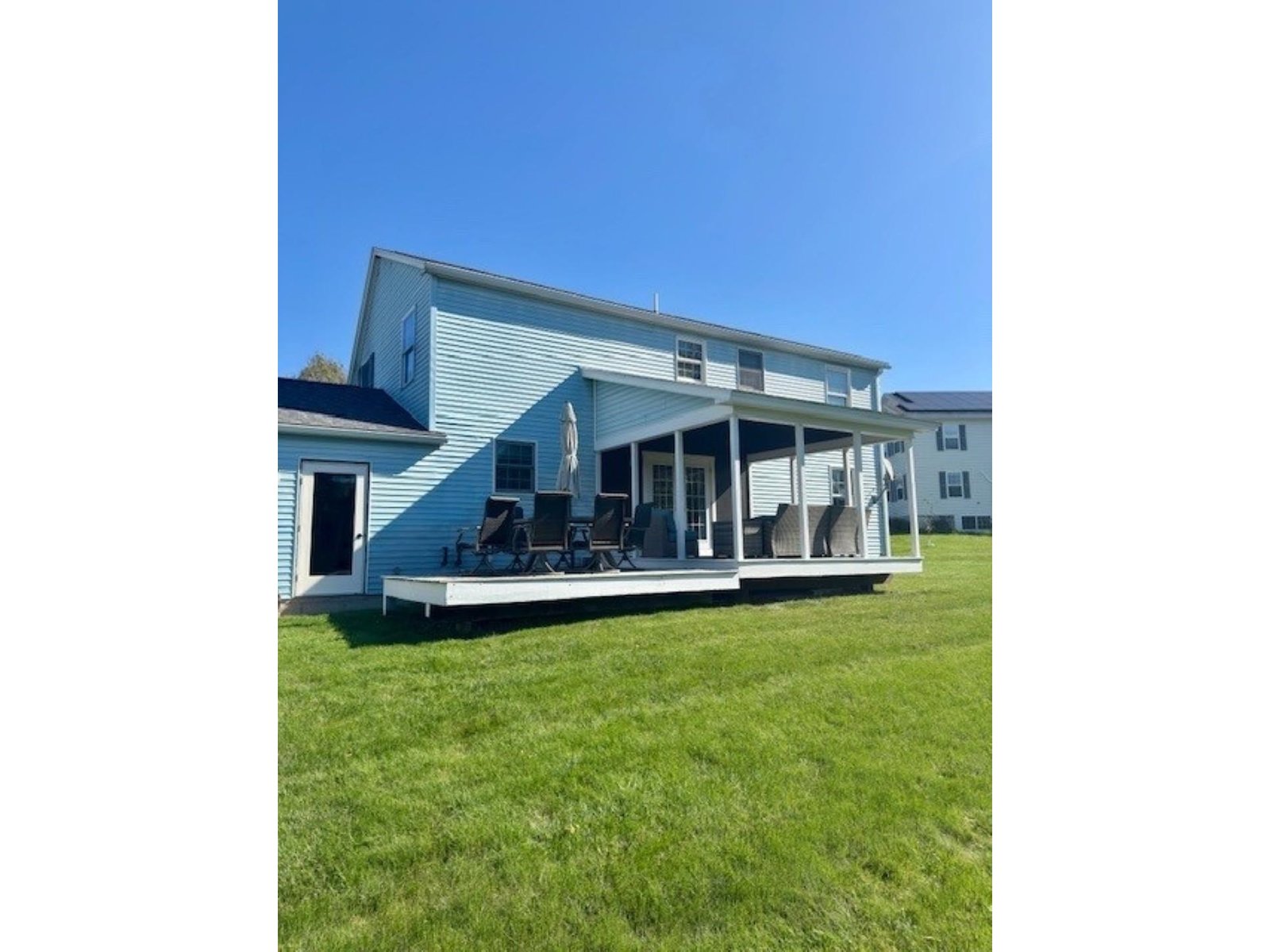 8 Crosby Court