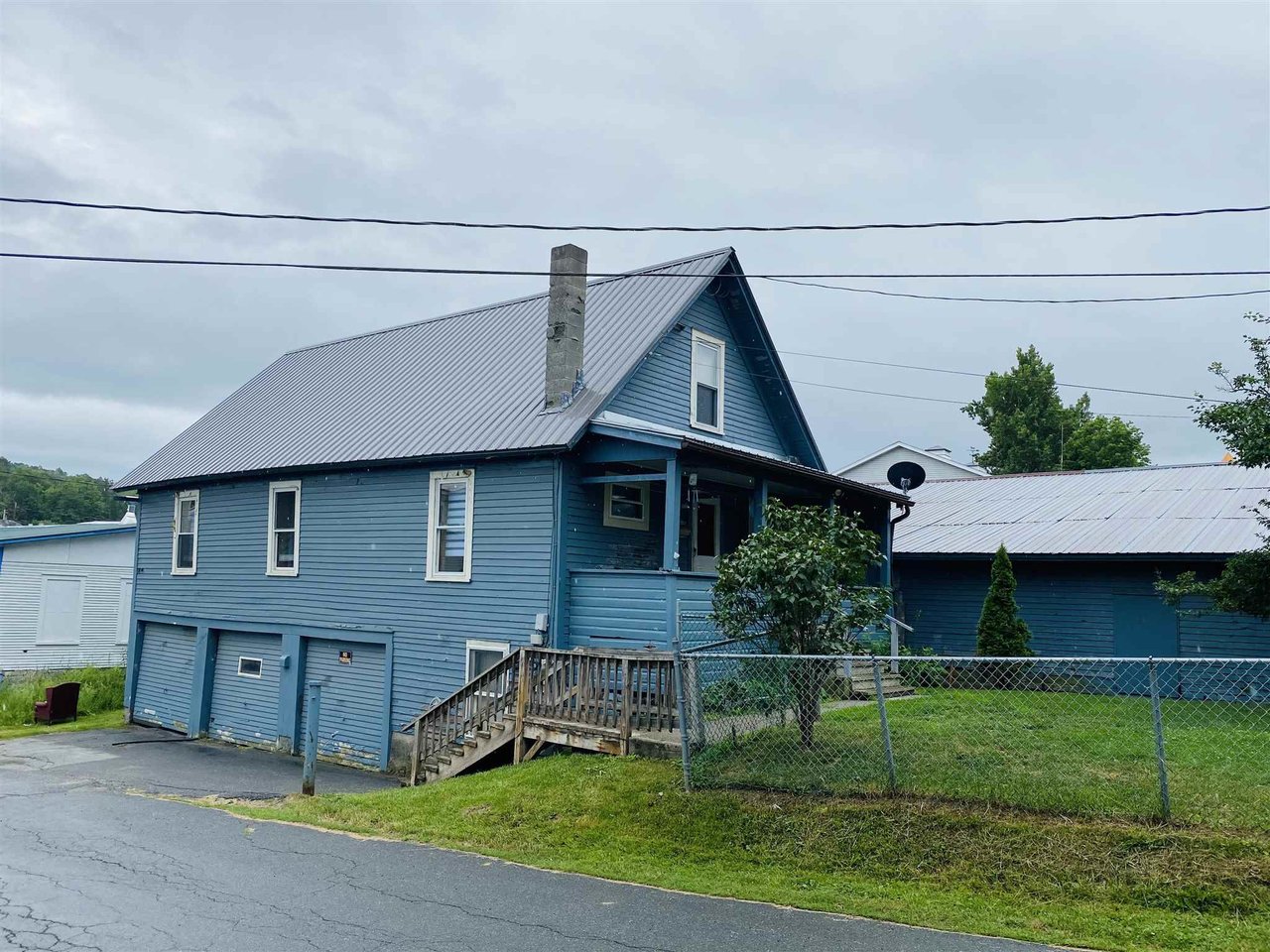 8 Cross Street