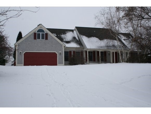 8 Deerfield Road