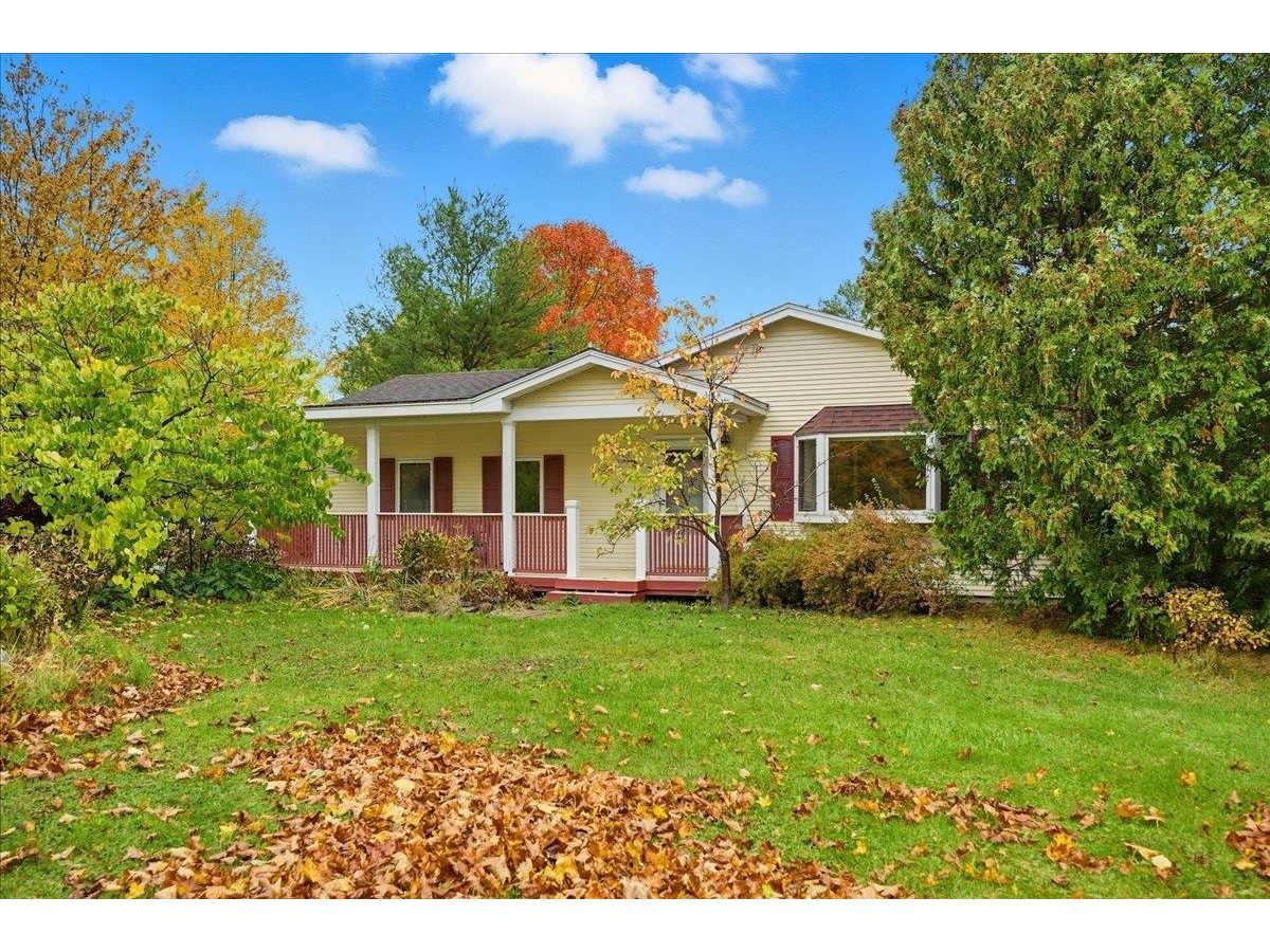 8 Dubois Drive