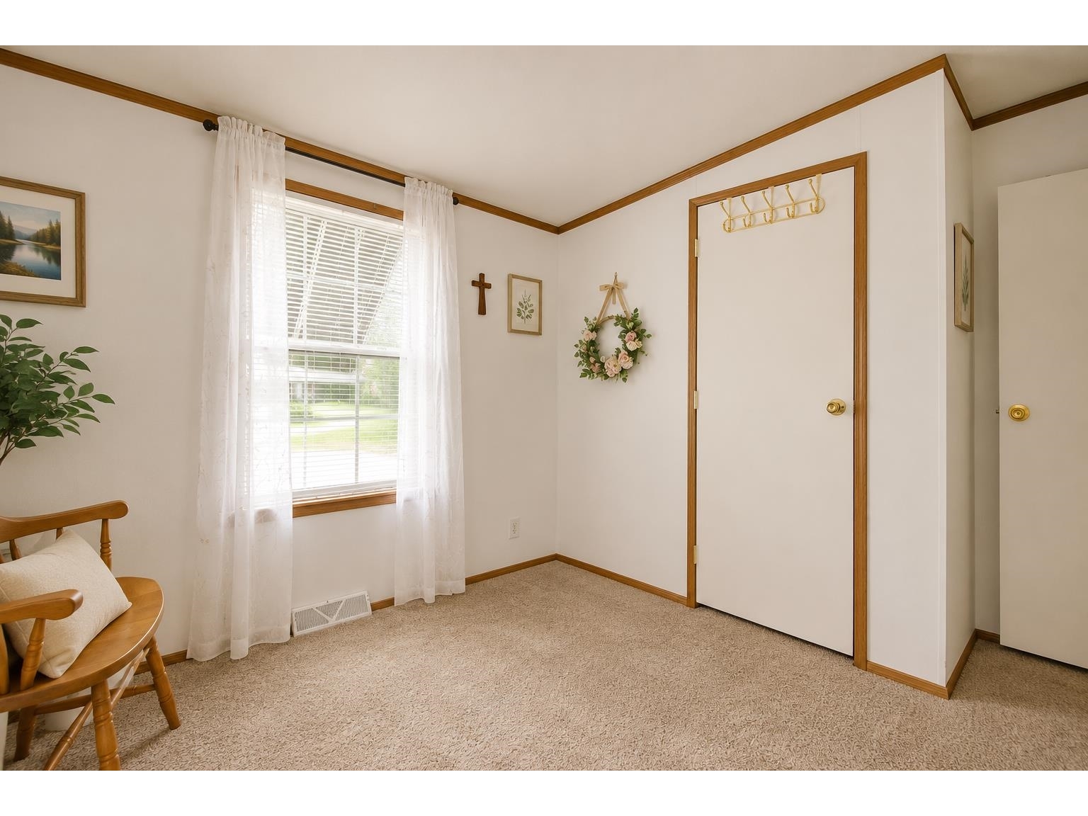 8 E. Parkside Terrace