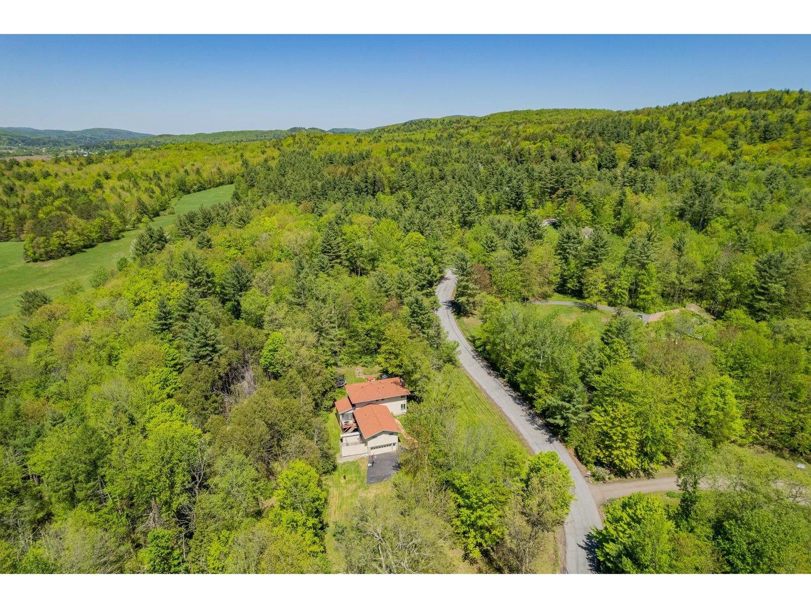 8 Essex Highlands