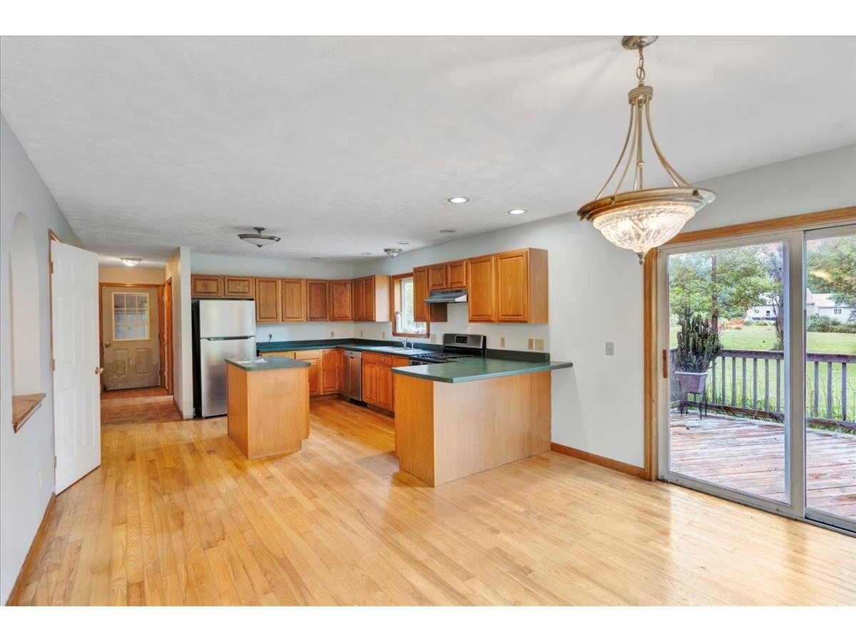 8 Finch Road