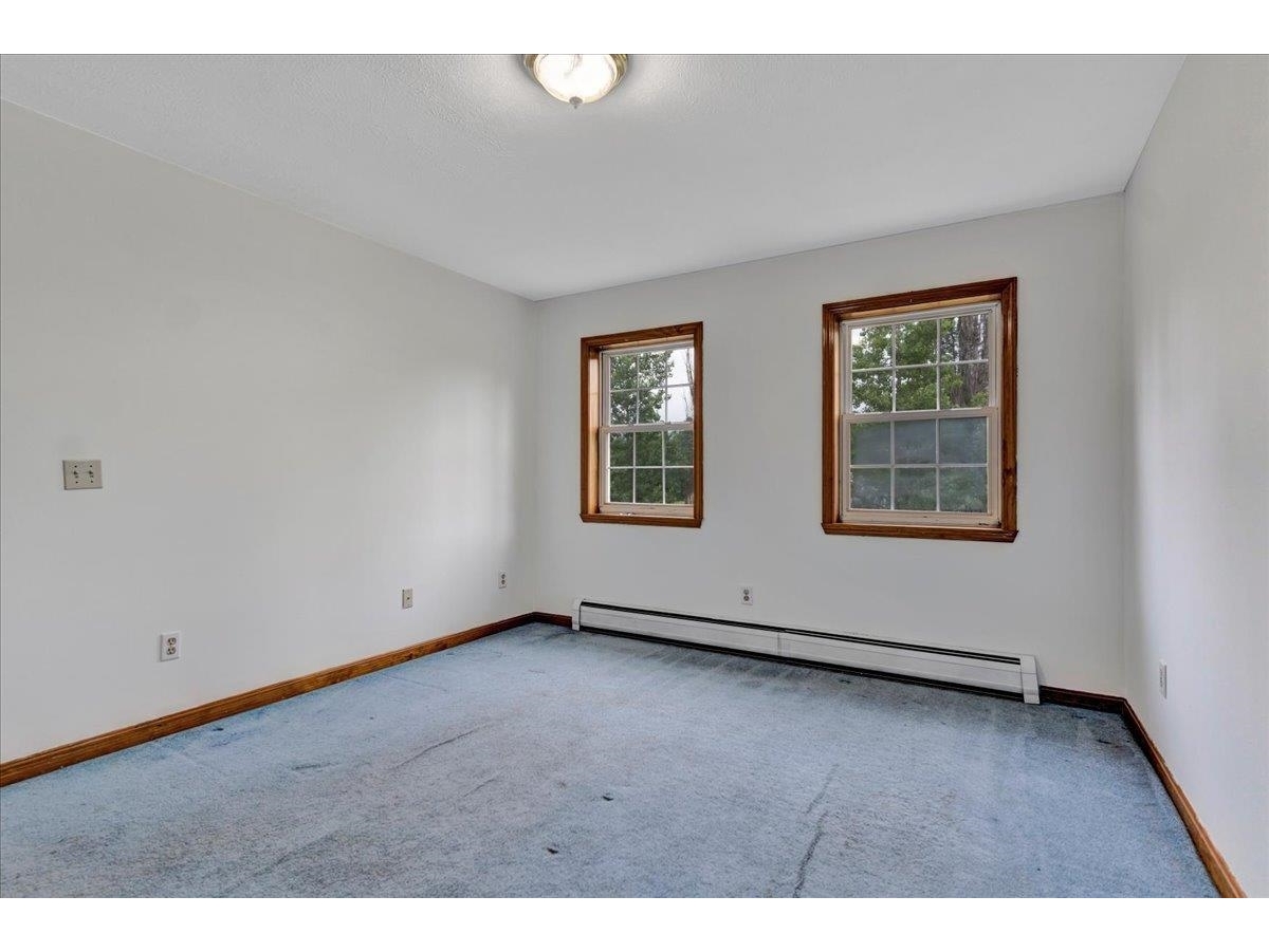 8 Finch Road