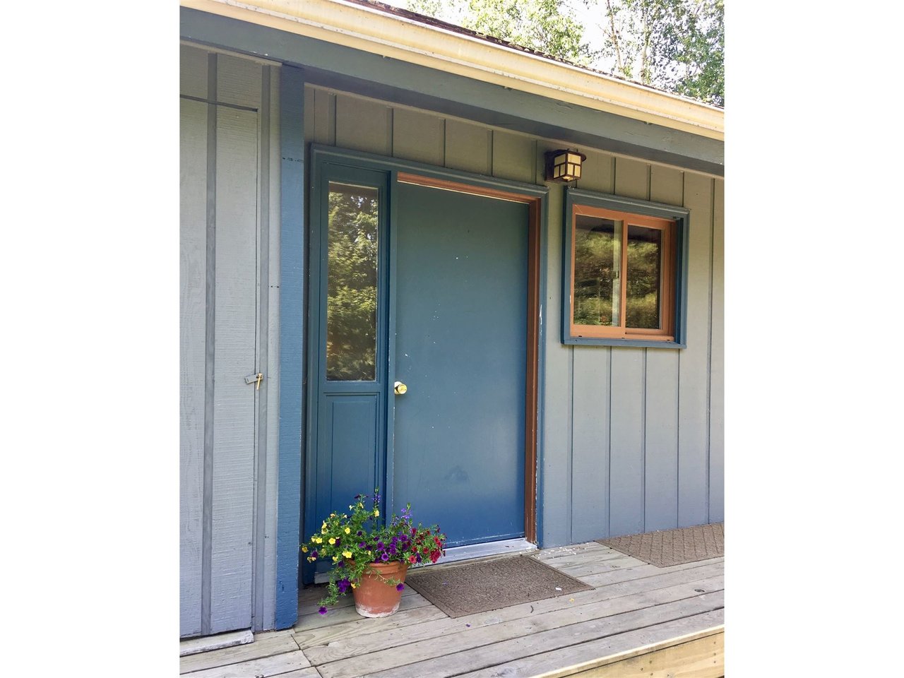 8 Gale Meadow Lane