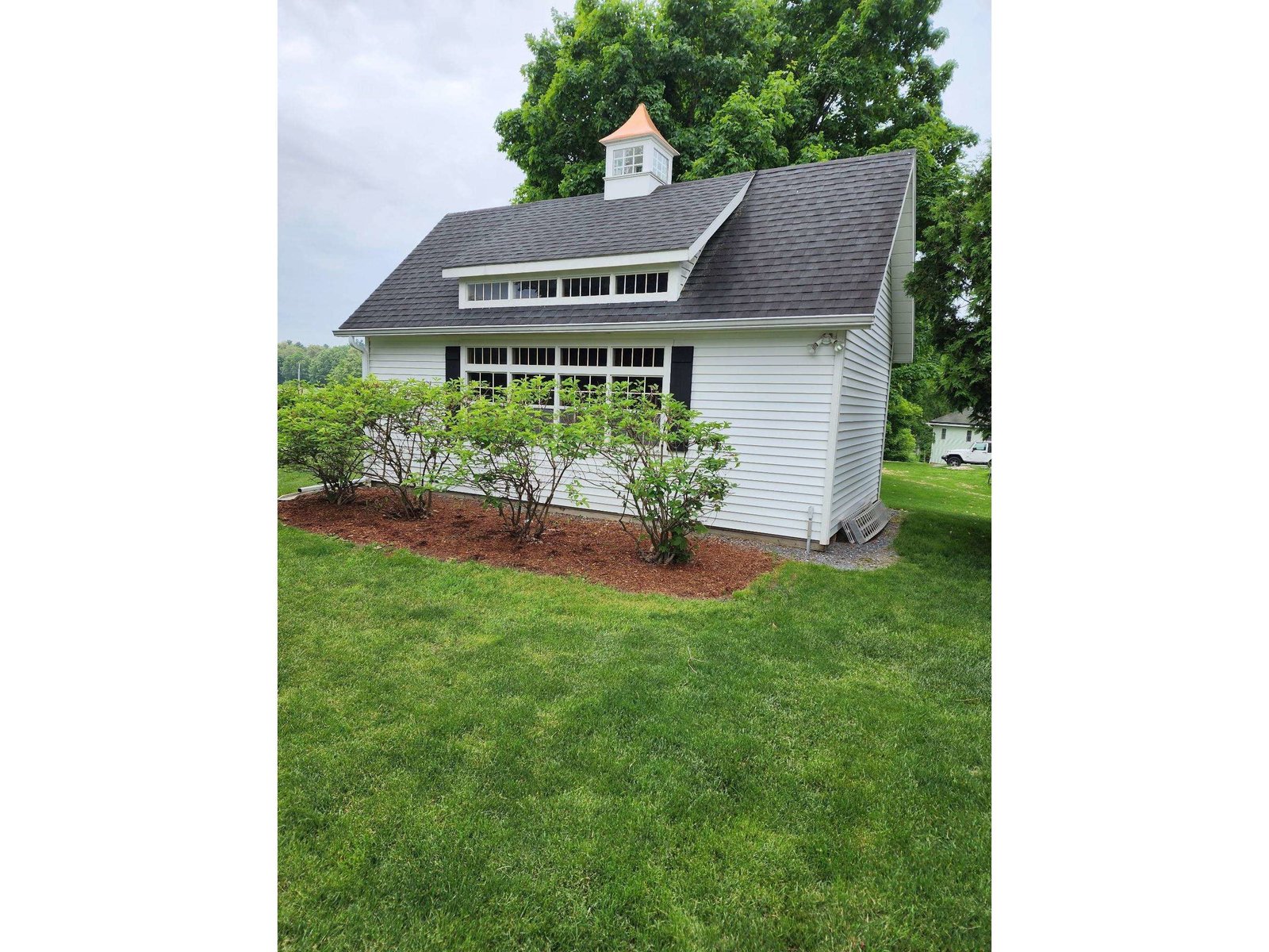 8 Green Meadow Acres