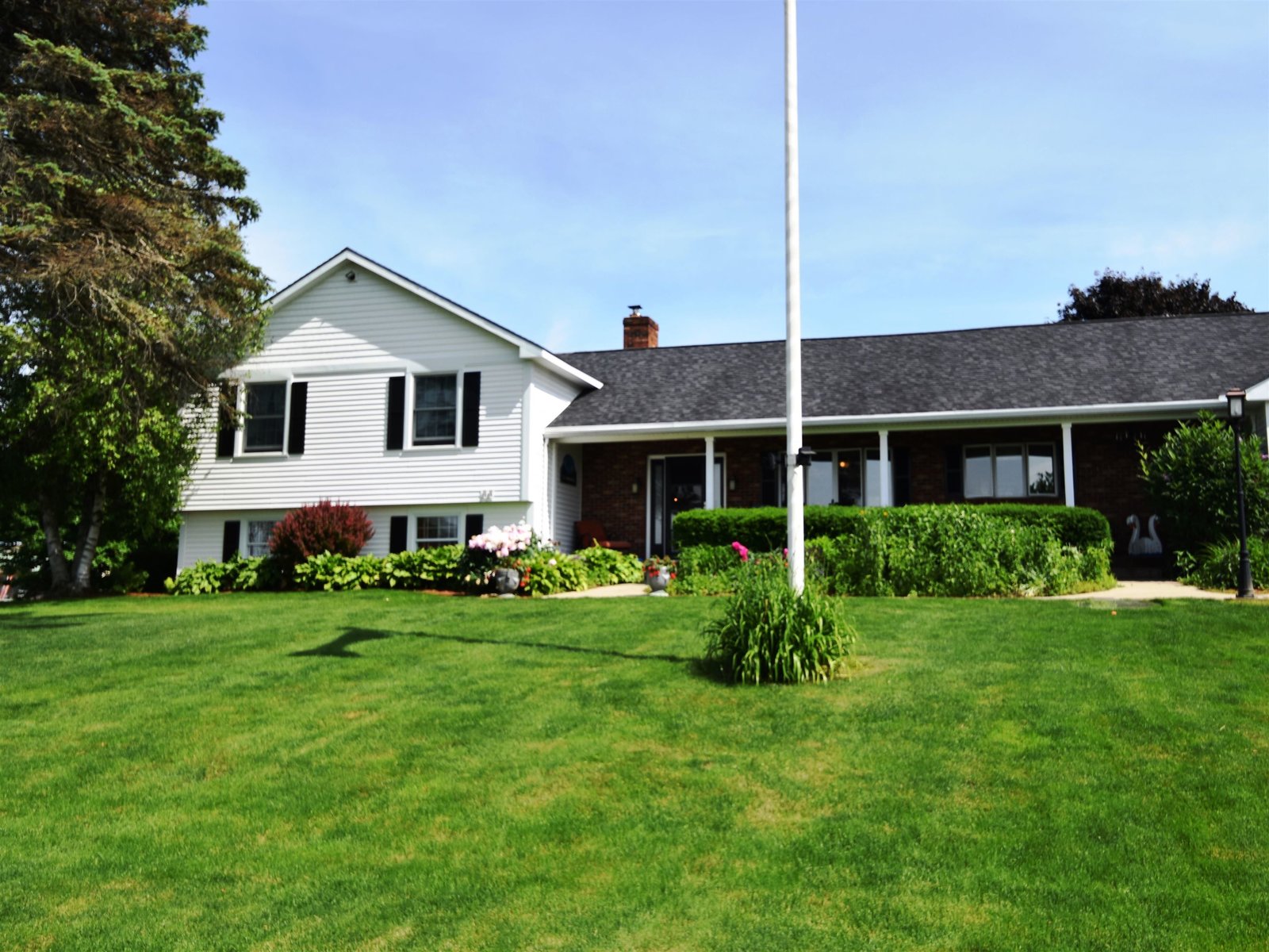 8 Green Meadow Acres