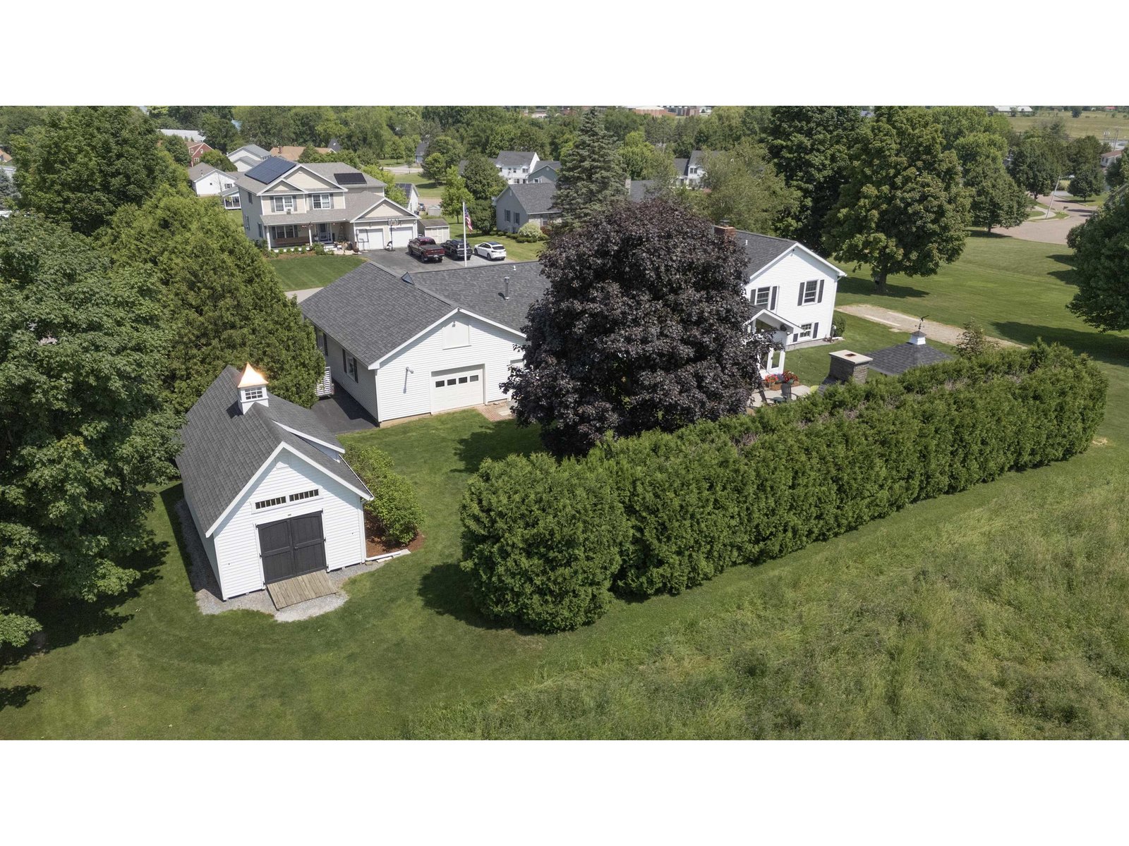 8 Green Meadow Acres