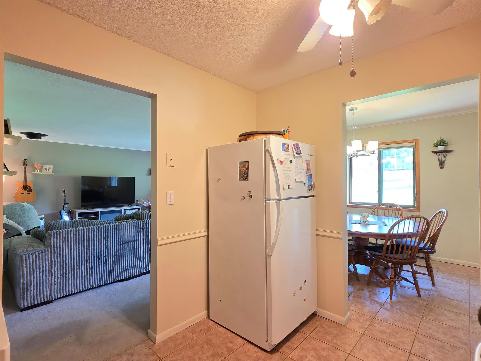 8 Hawthorne Circle