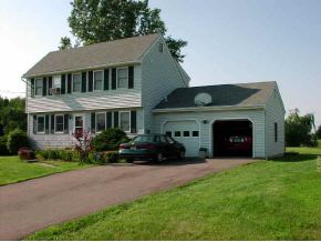 8 Hunting Ridge Lane