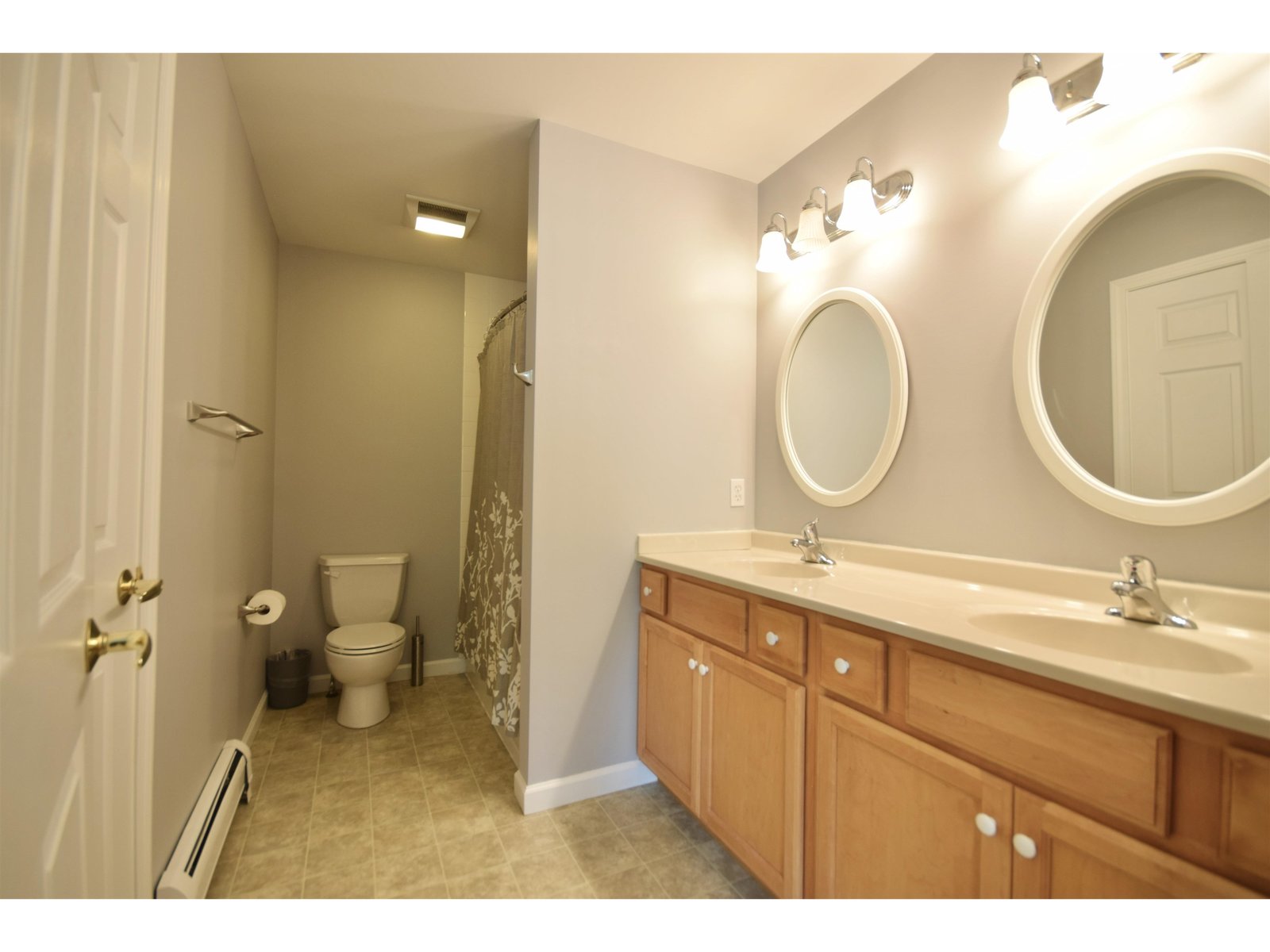 Primary Full Bath