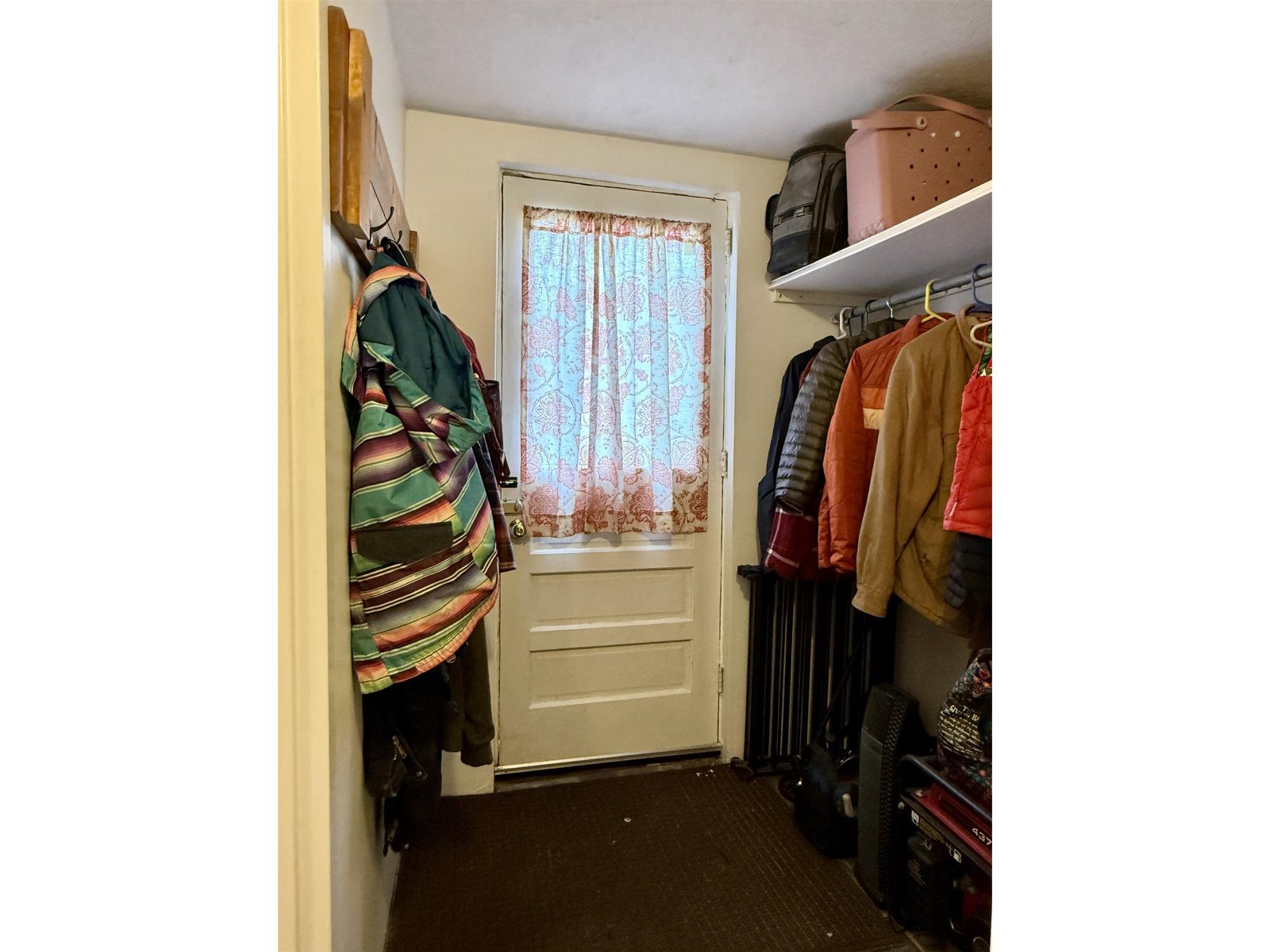 8 Kilburn Lane
