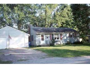 8 Lafayette Dr