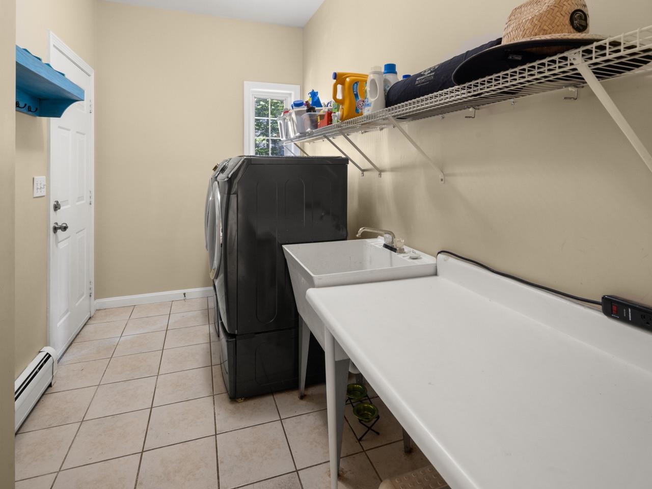 1st Floor Laundry/Mudroom