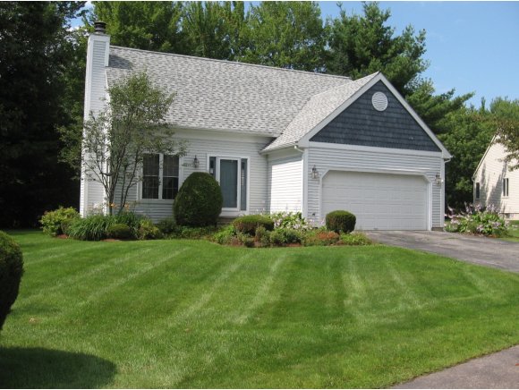 8 Locust Ln