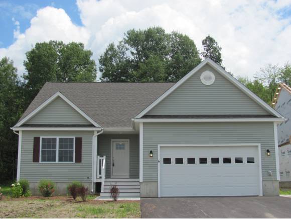 8 Maple Brook, Unit 8