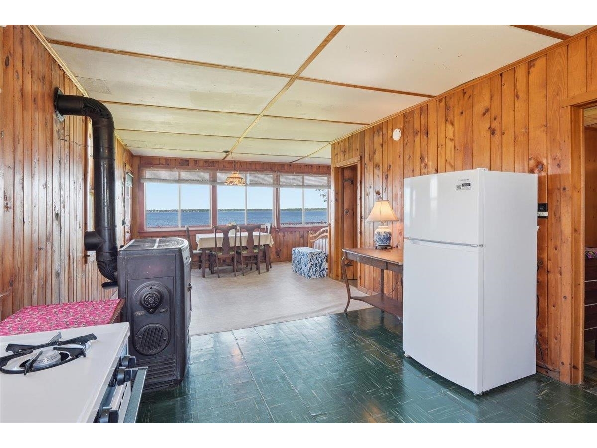 8 Maquam Shore Road