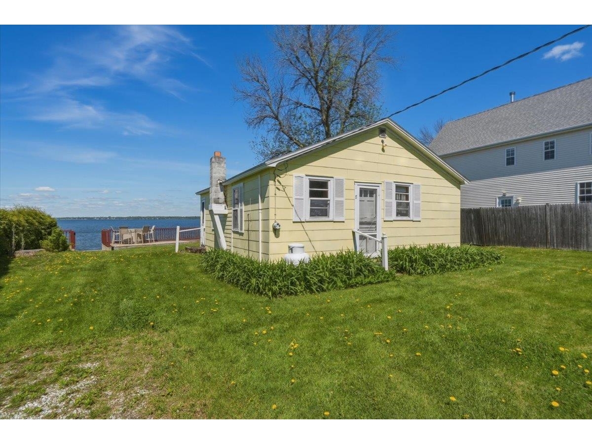 8 Maquam Shore Road