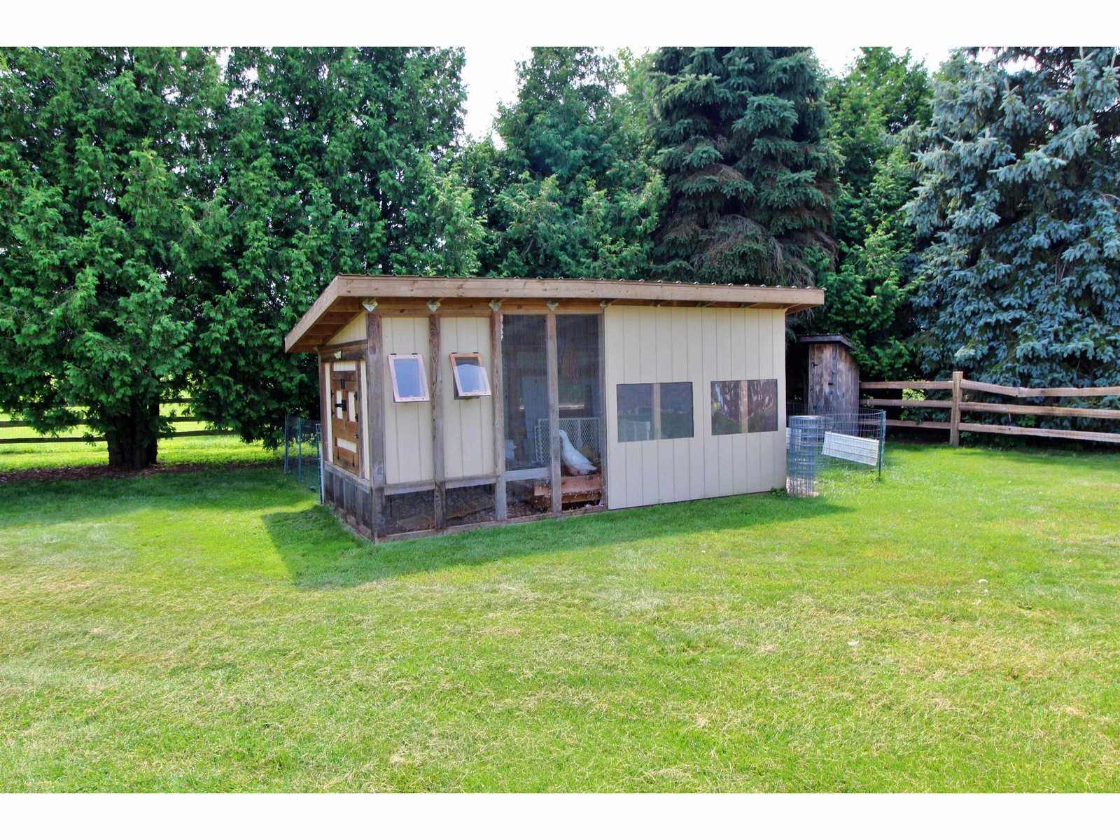 Poultry coop