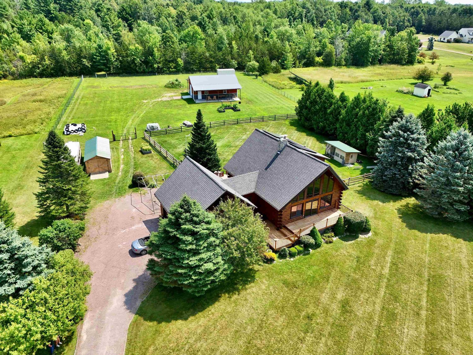 8 Maynard Court