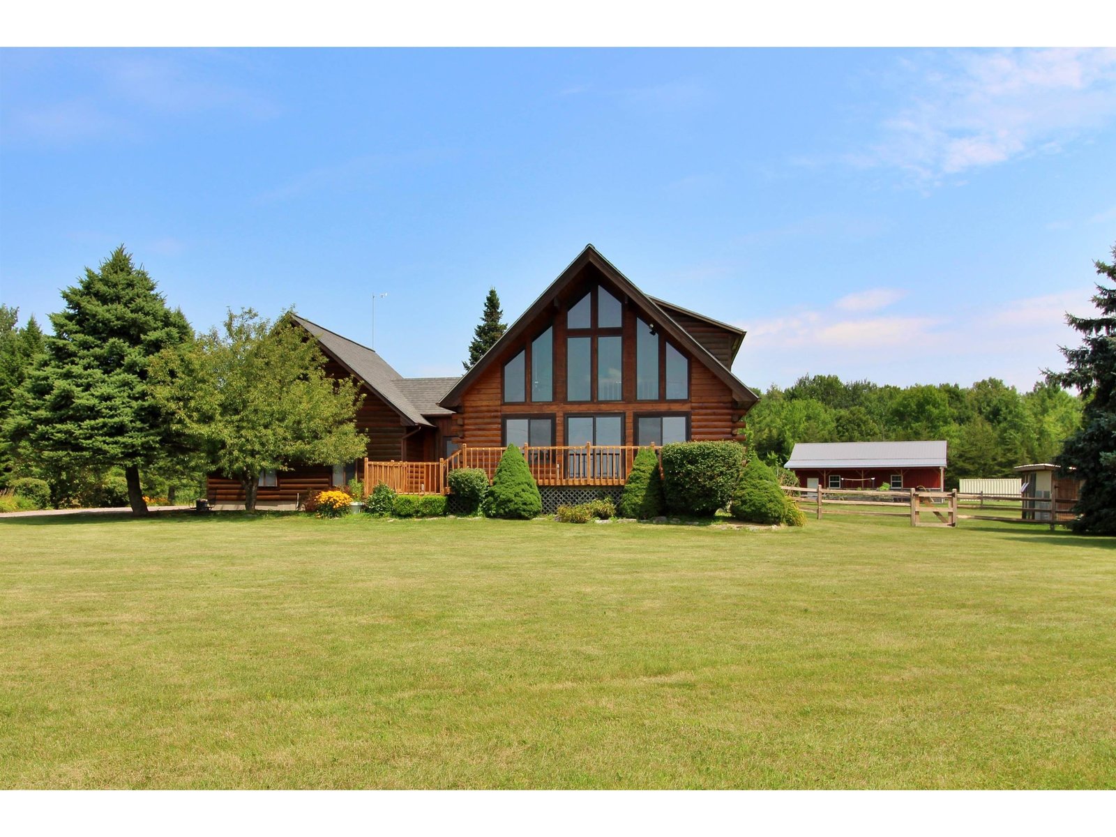 Your Champlain Islands Dream Home!
