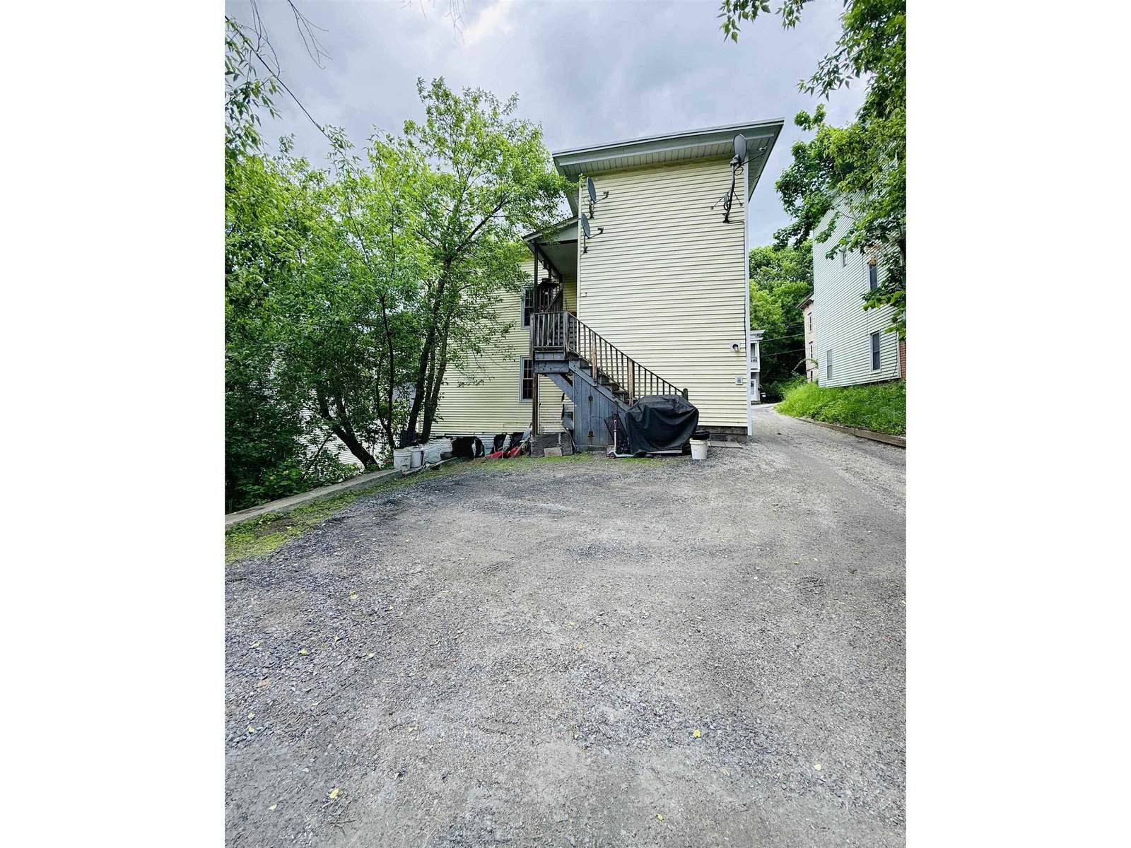 8 Mount Street