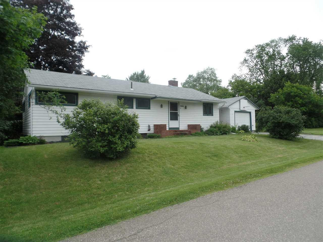 8 Mountain View Street