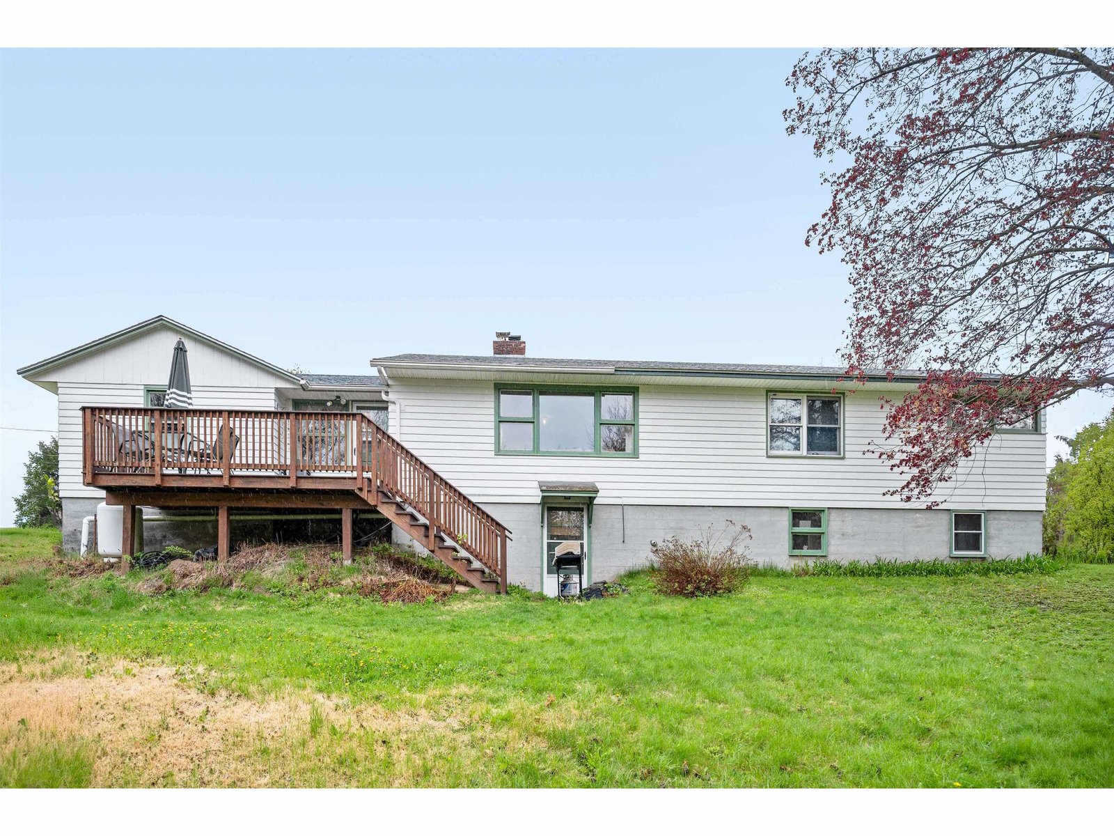 8 Mountainview Street