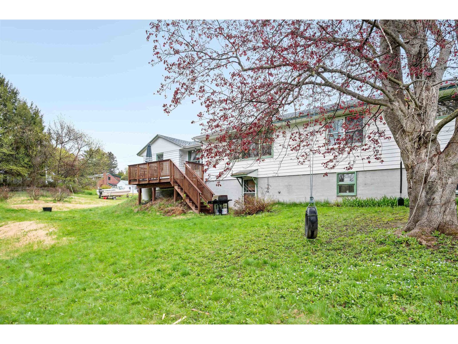 8 Mountainview Street